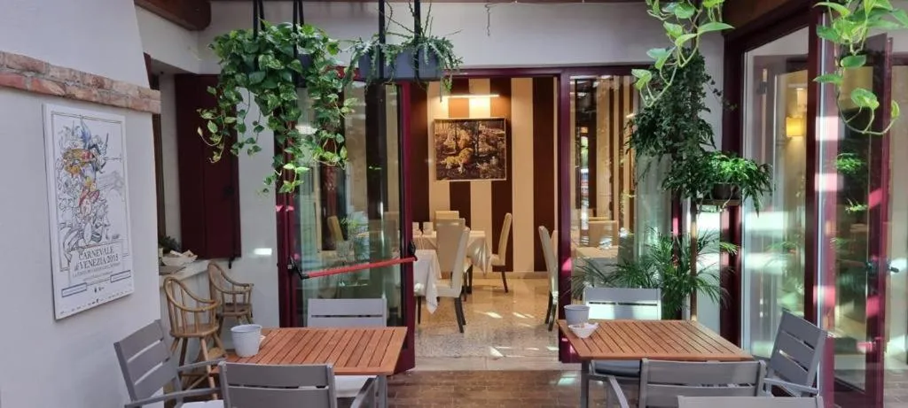 UNAHOTELS Eco Hotel Villa Costanza Venezia