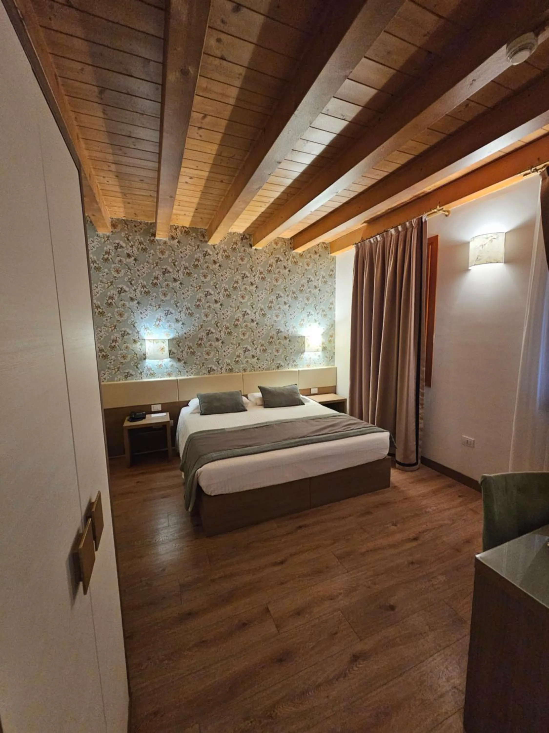 Bed in UNAHOTELS Eco Hotel Villa Costanza Venezia