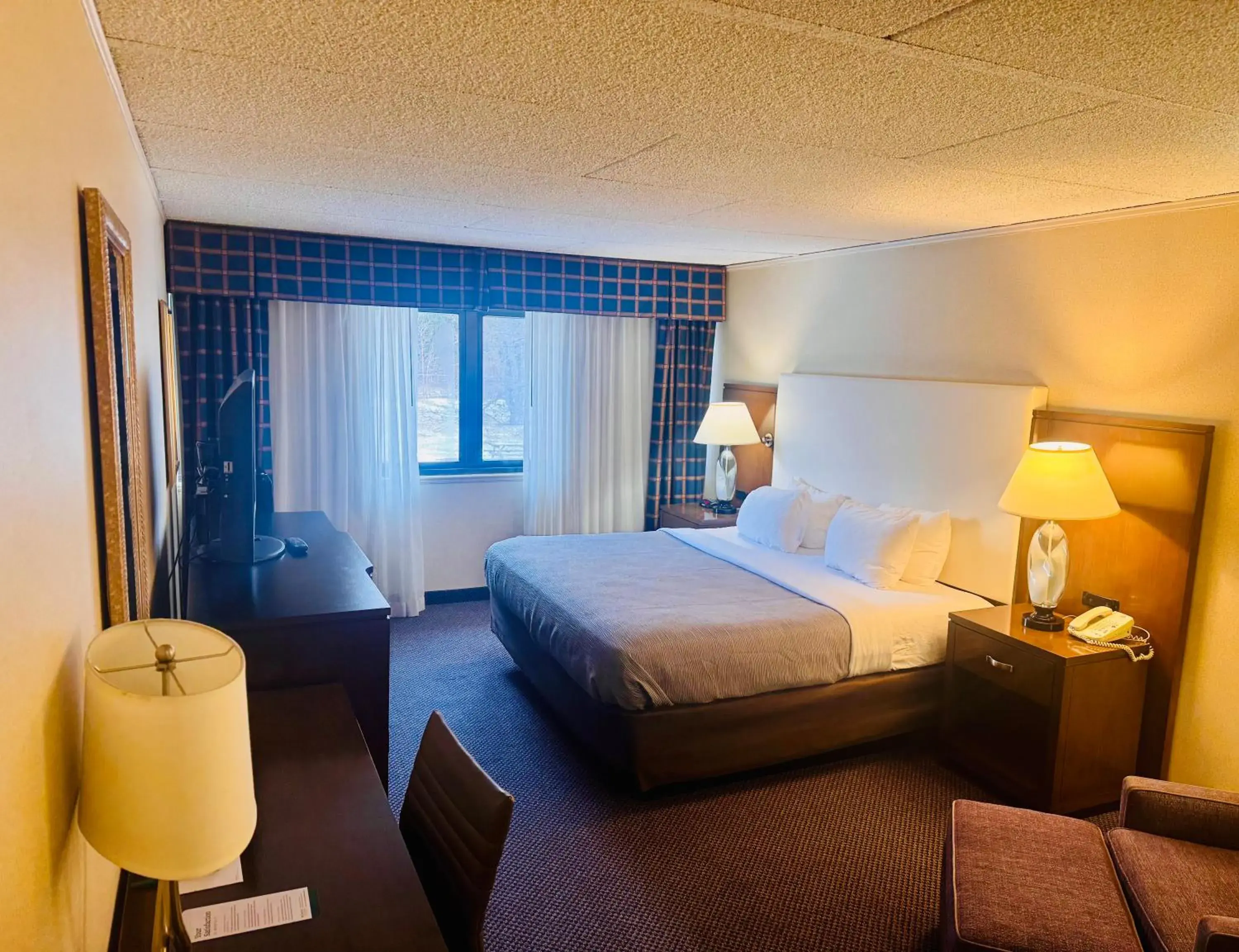 Bed in Quality Inn Horseheads Bed in Quality Inn Horseheads