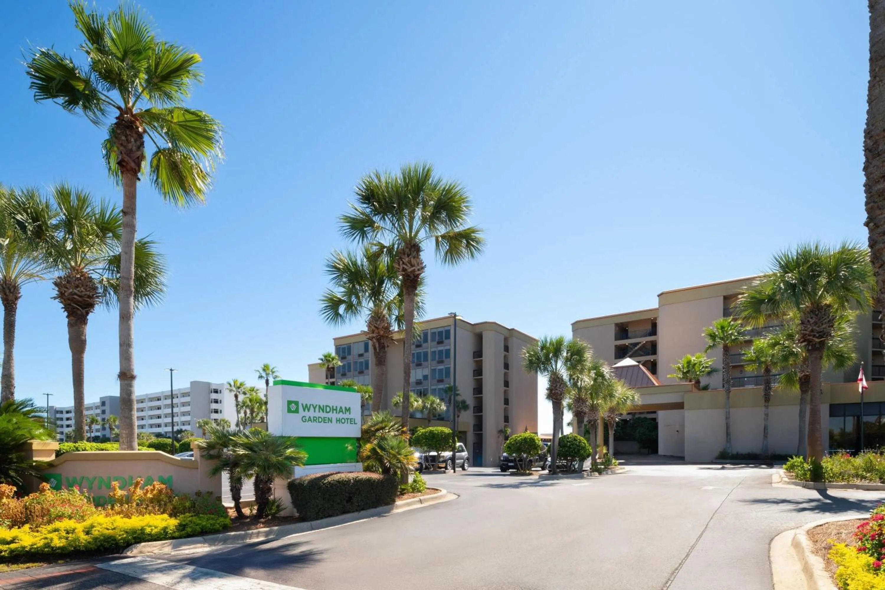 Property building in Wyndham Garden Fort Walton Beach Destin