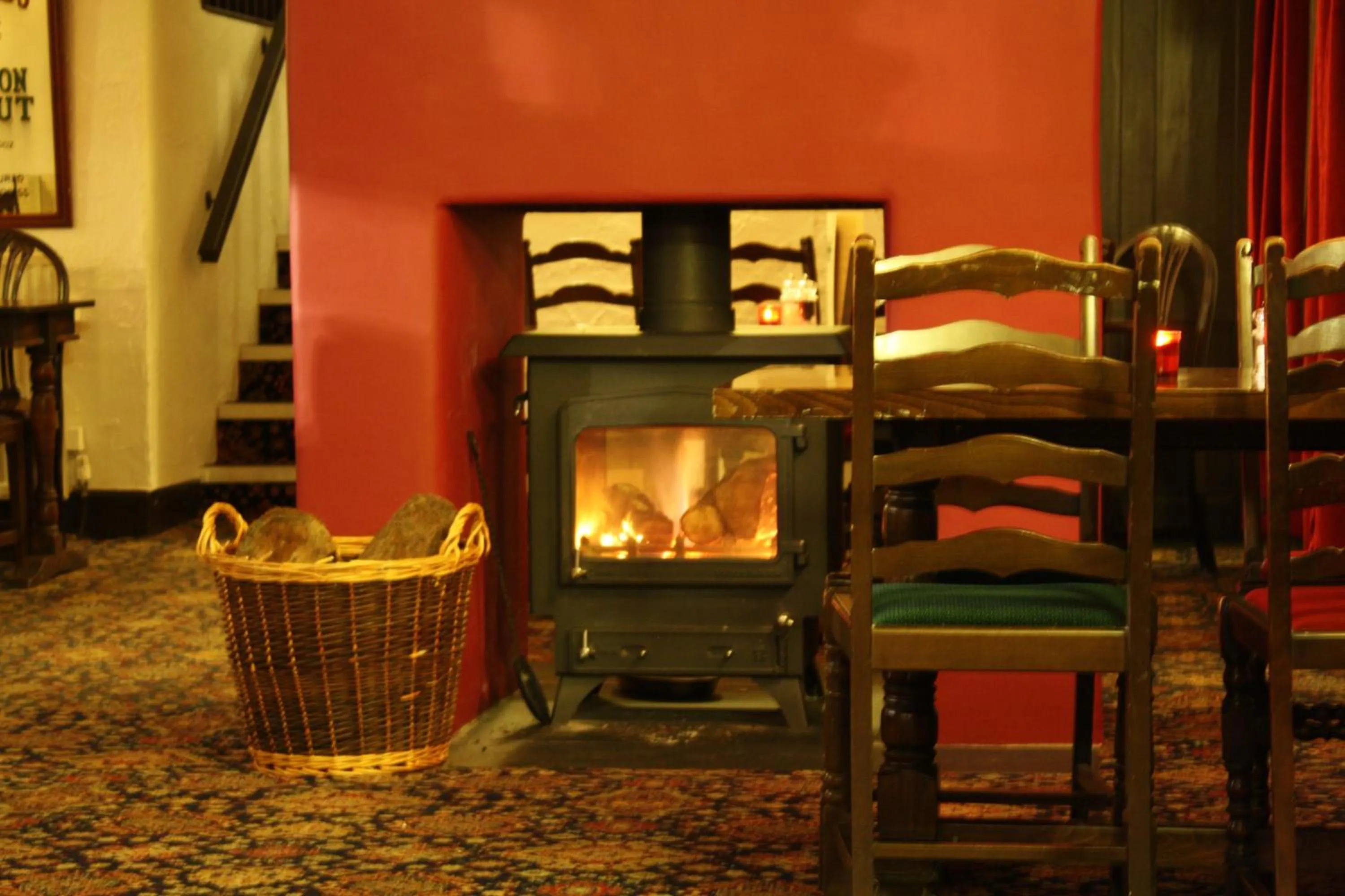 Restaurant/places to eat in Pyne Arms