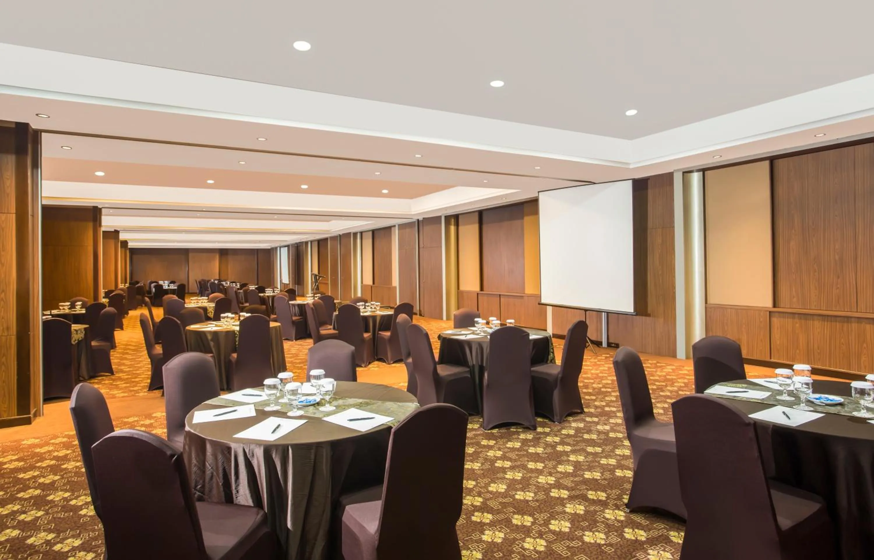 Banquet/Function facilities in Swiss-Belhotel Bogor
