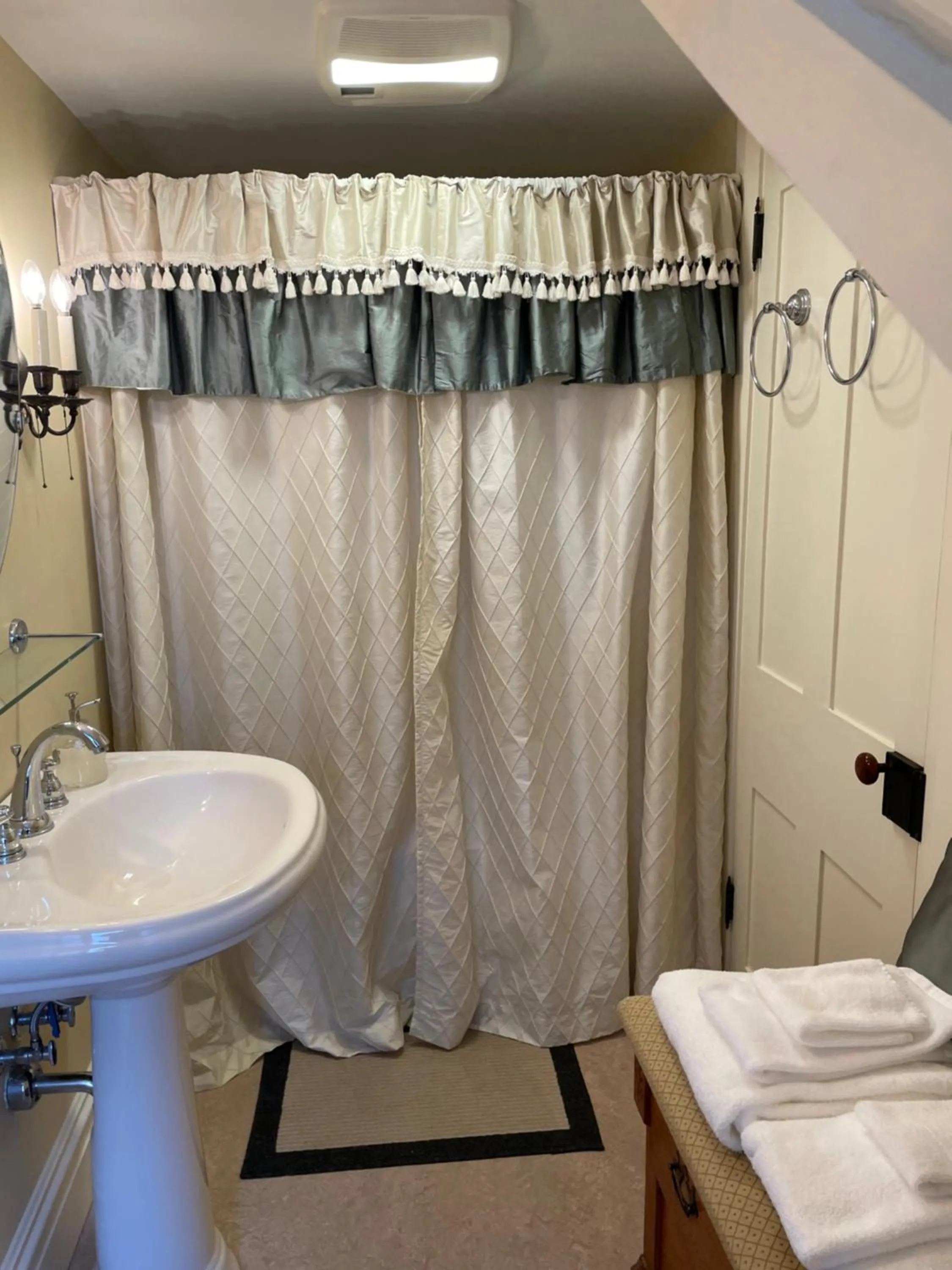 Shower in Hollinger House