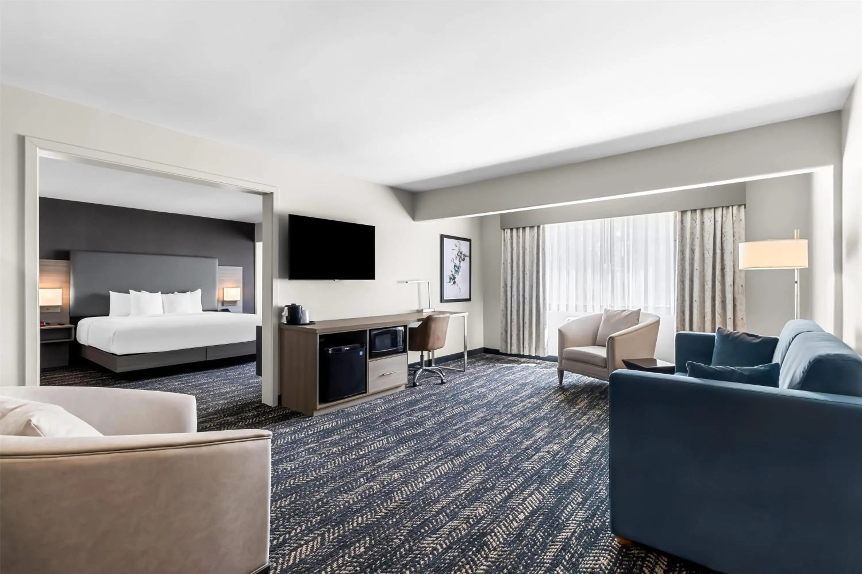 Bed in Hourglass Hotel, Trademark Collection by Wyndham