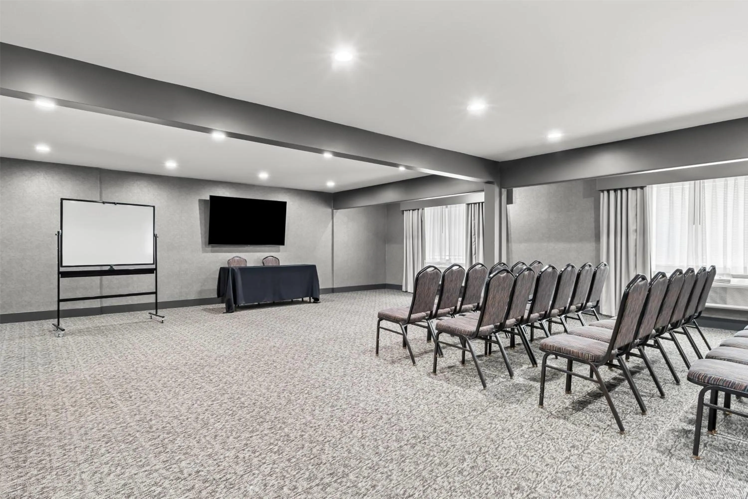 Meeting/conference room in Hourglass Hotel, Trademark Collection by Wyndham