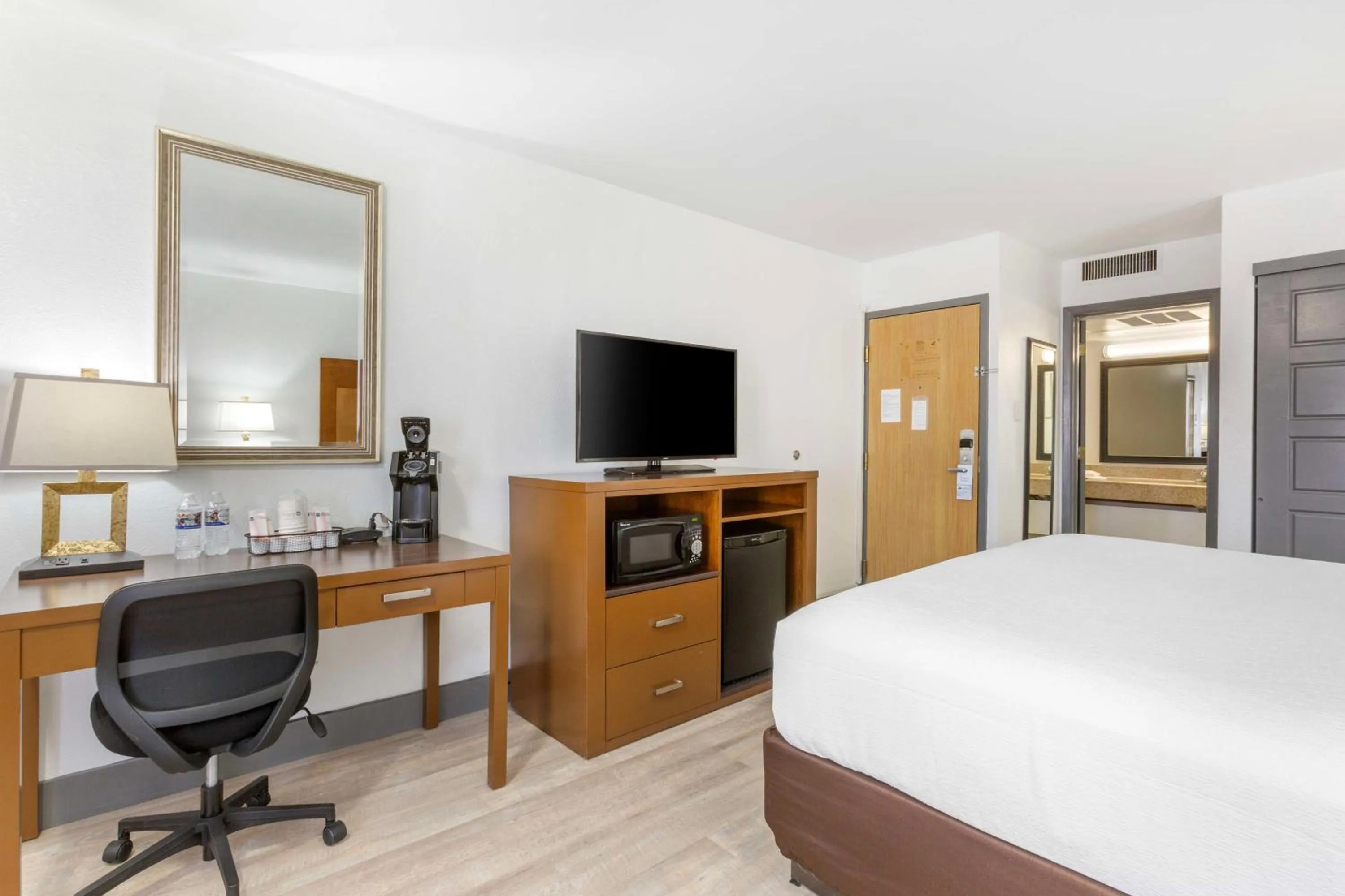 Bedroom, Bed in Best Western Plus El Paso Airport Hotel & Conference Center