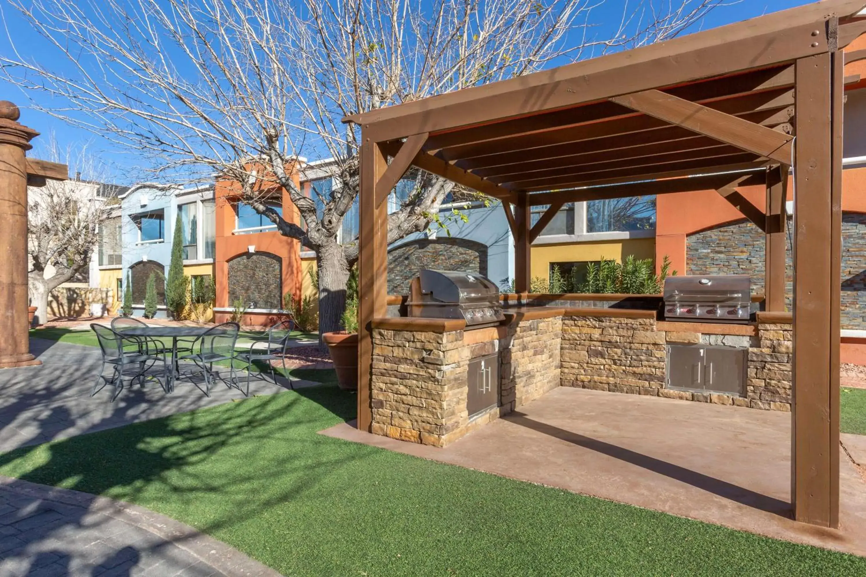 Property building in Best Western Plus El Paso Airport Hotel & Conference Center Property building in Best Western Plus El Paso Airport Hotel & Conference Center