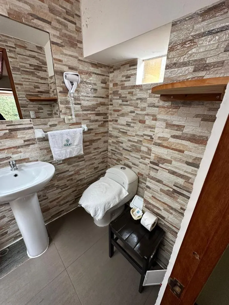 Toilet in Parwa Guest House