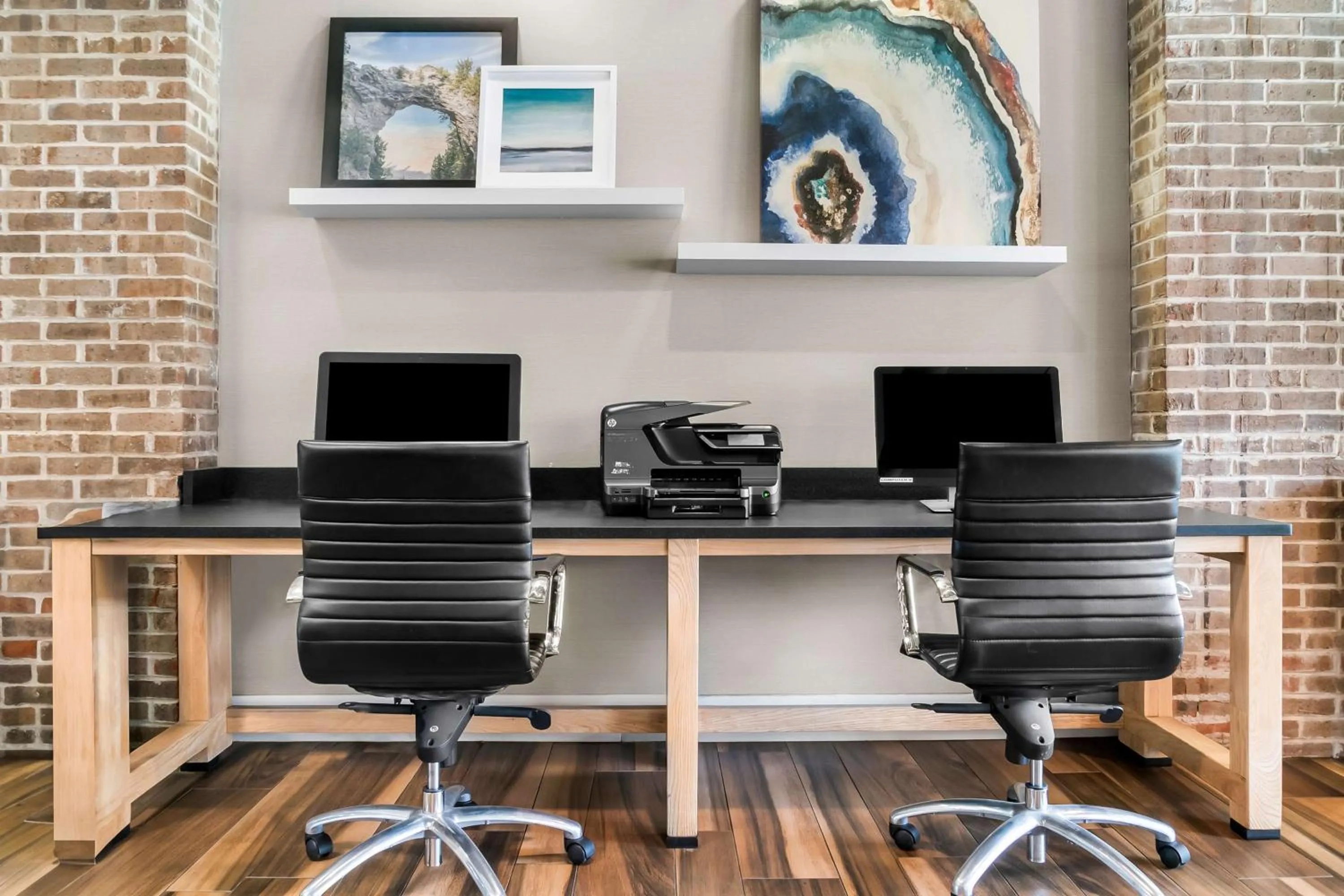 Business facilities in Best Western Okemos/East Lansing Hotel & Suites