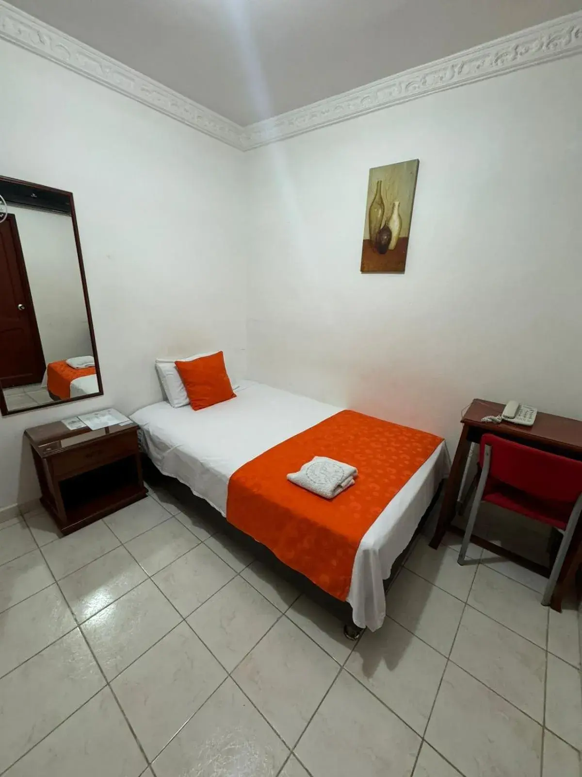 Single Room in Hotel De La Prada Single Room in Hotel De La Prada