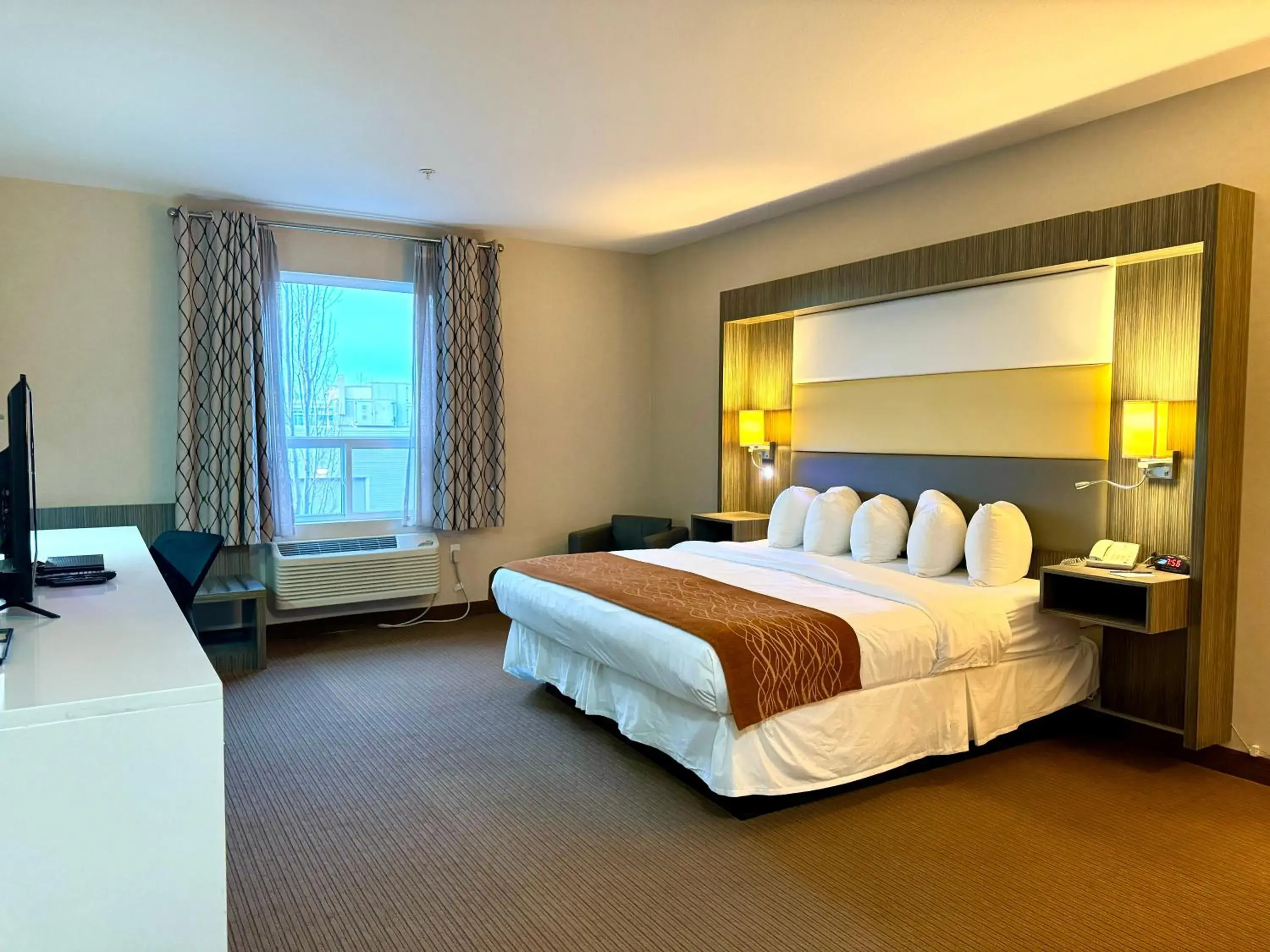 Bedroom, Bed in Southfort Inn Bedroom, Bed in Southfort Inn