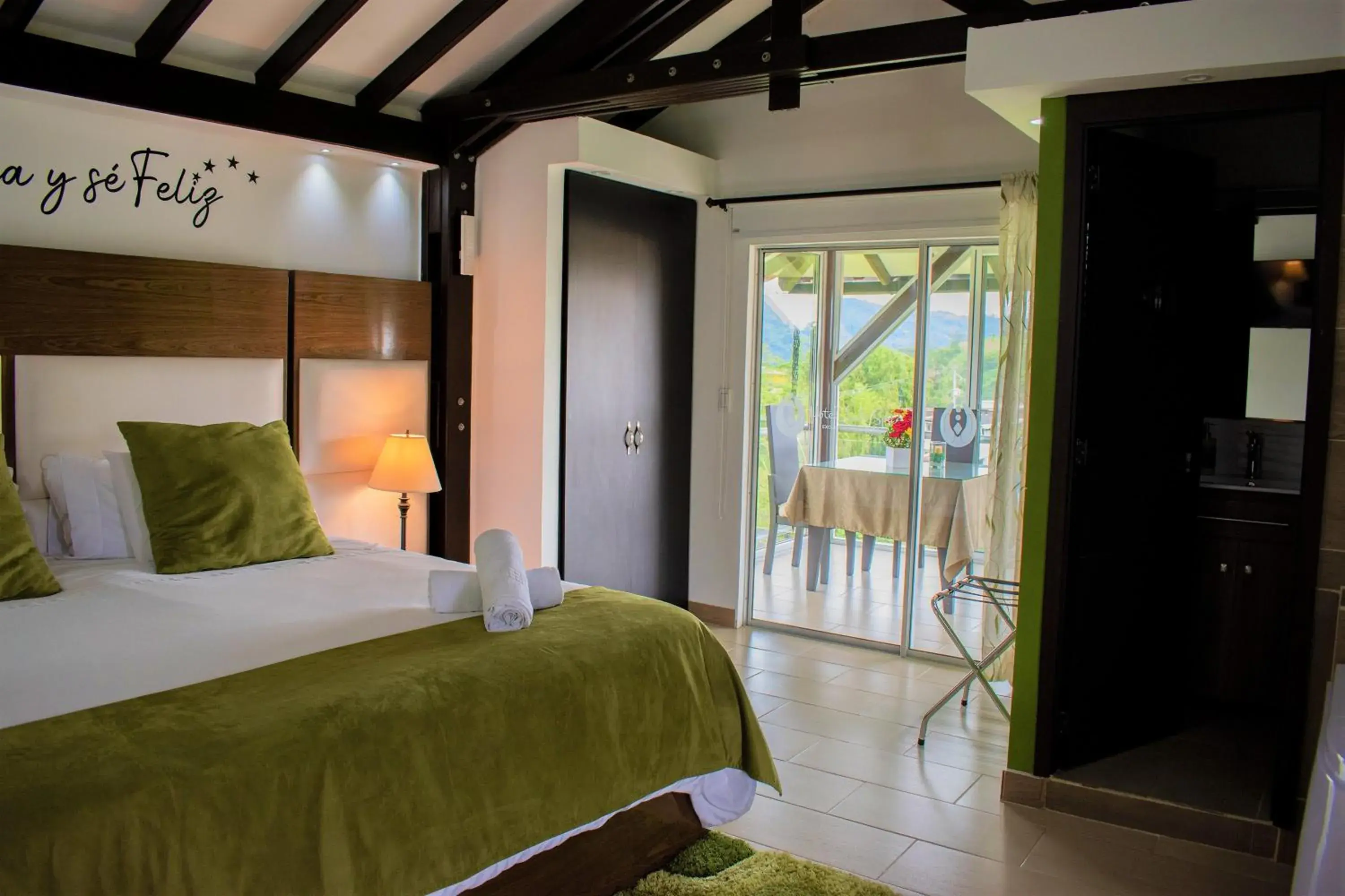 King Room with Balcony in Hotel Jade Spa King Room with Balcony in Hotel Jade Spa