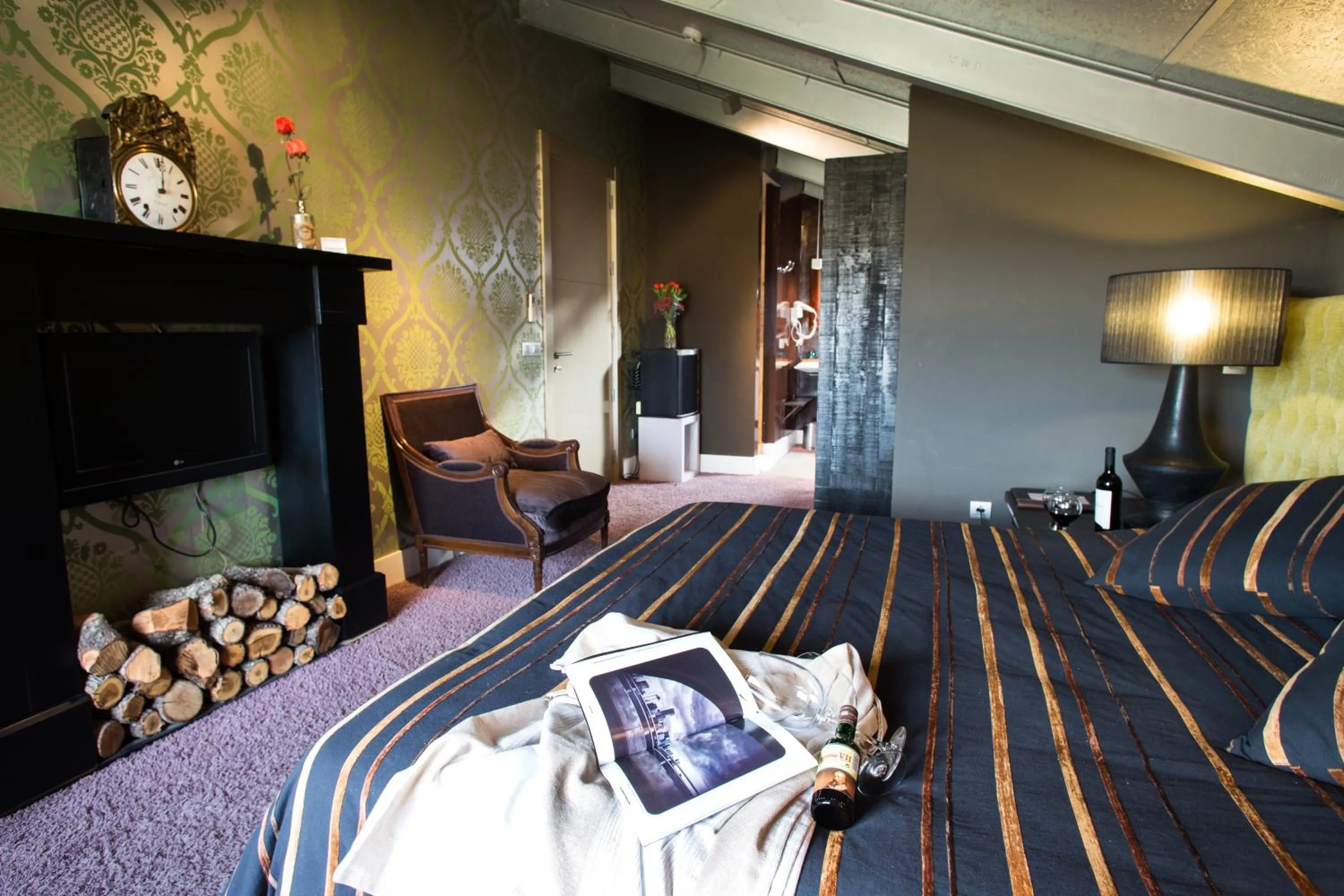 Photo of the whole room, Bed in Hotel Cardamomo Sigüenza