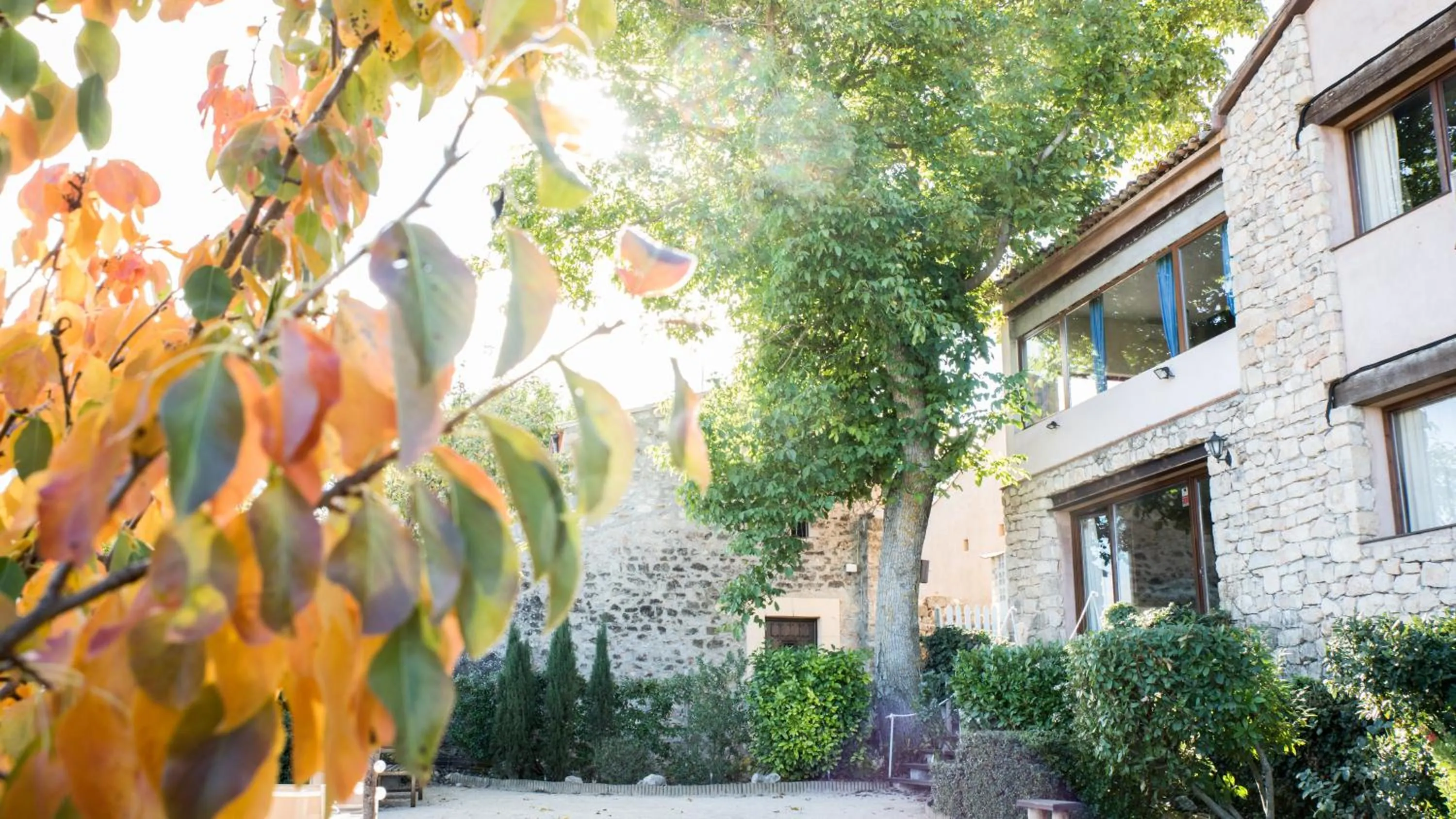 Property building in Hotel Cardamomo Sigüenza