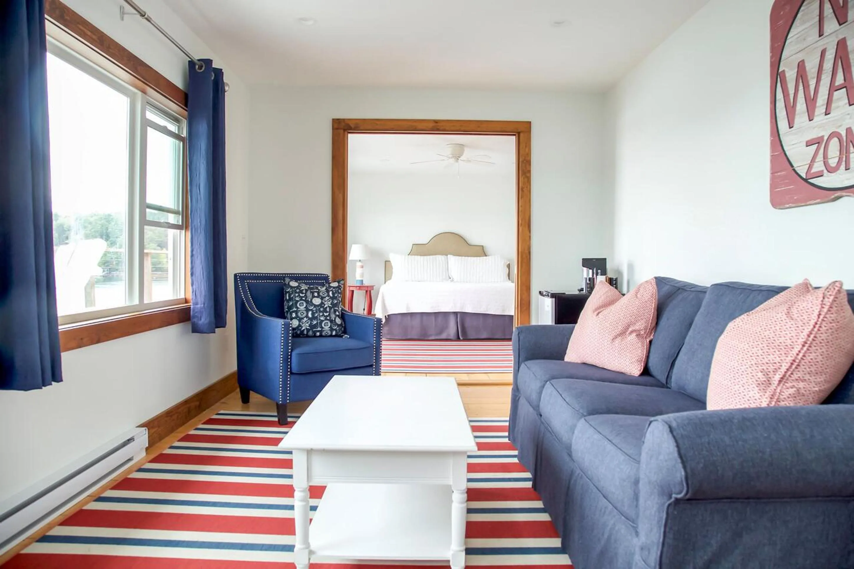 Living room in Linekin Bay Resort