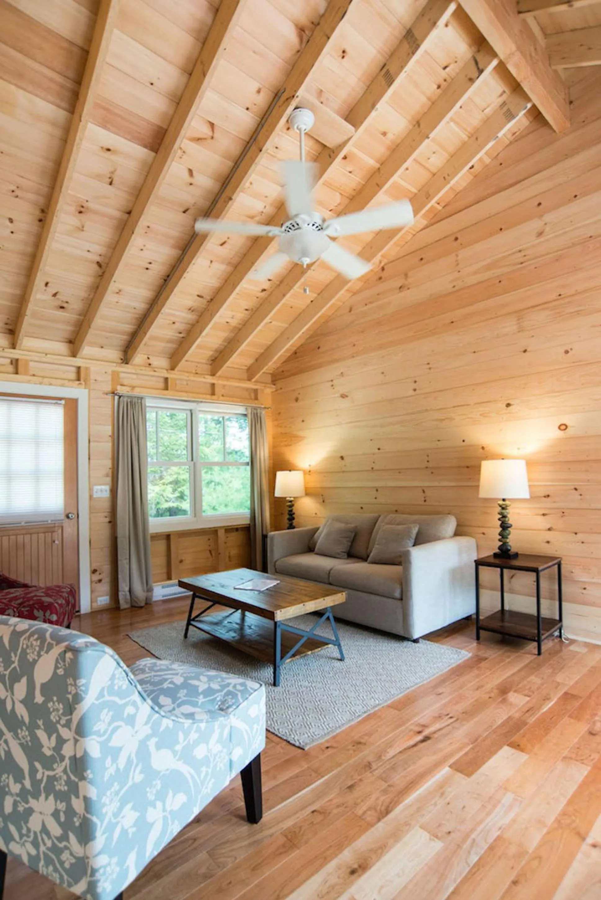 Living room in Linekin Bay Resort