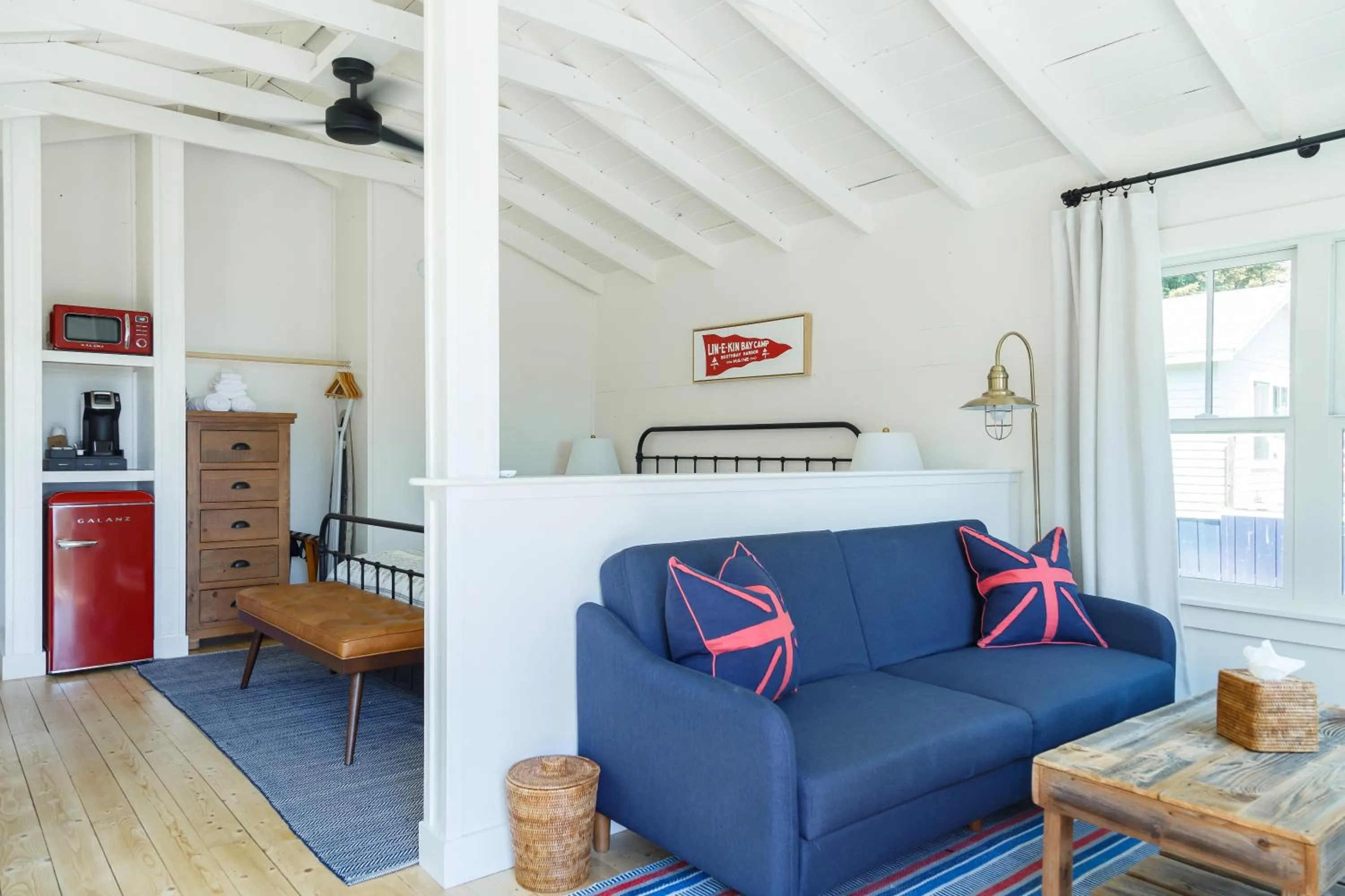 Living room in Linekin Bay Resort