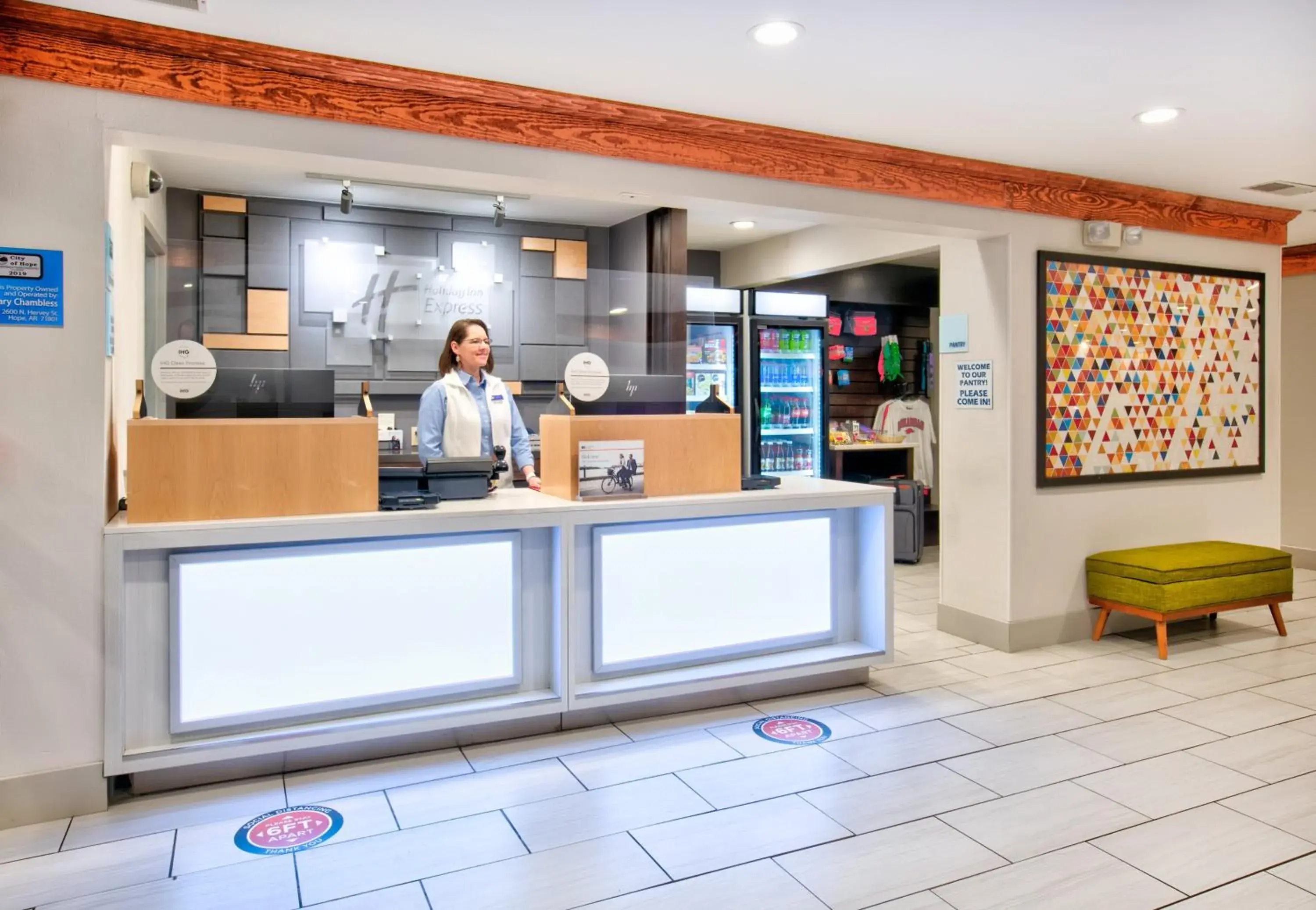 Property building in Holiday Inn Express - Hope by IHG Property building in Holiday Inn Express - Hope by IHG