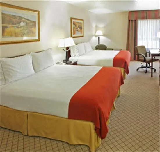 Bed in Holiday Inn Express - Hope by IHG