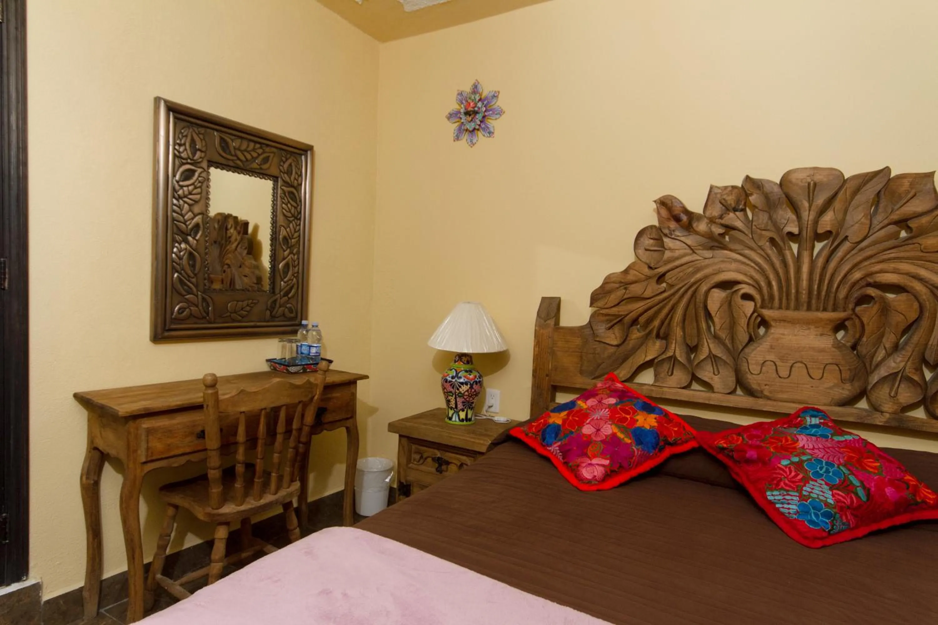 Bedroom, Bed in Posada Maria Luisa