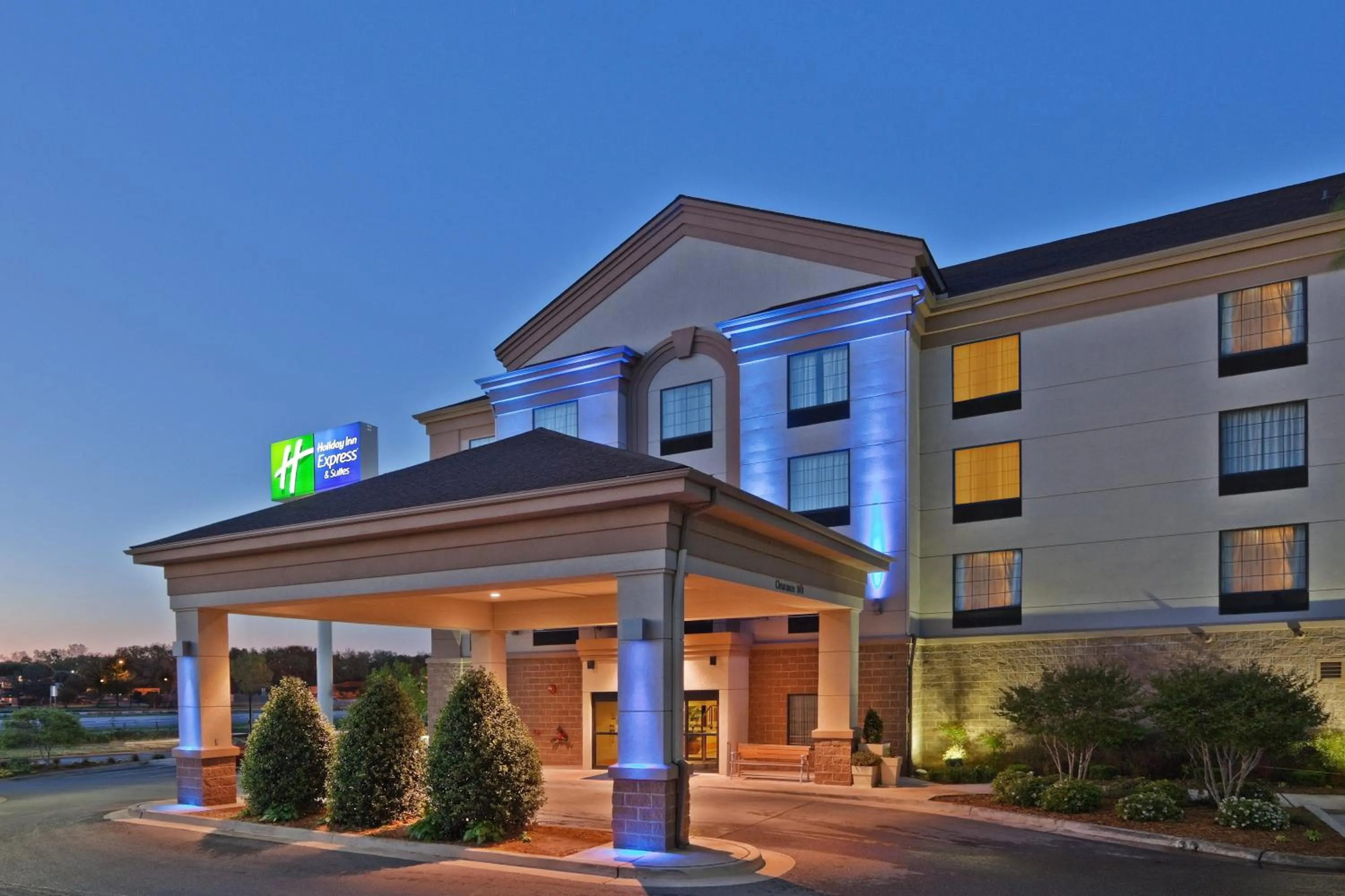 Property building in Holiday Inn Express Hotel & Suites Lawton-Fort Sill by IHG