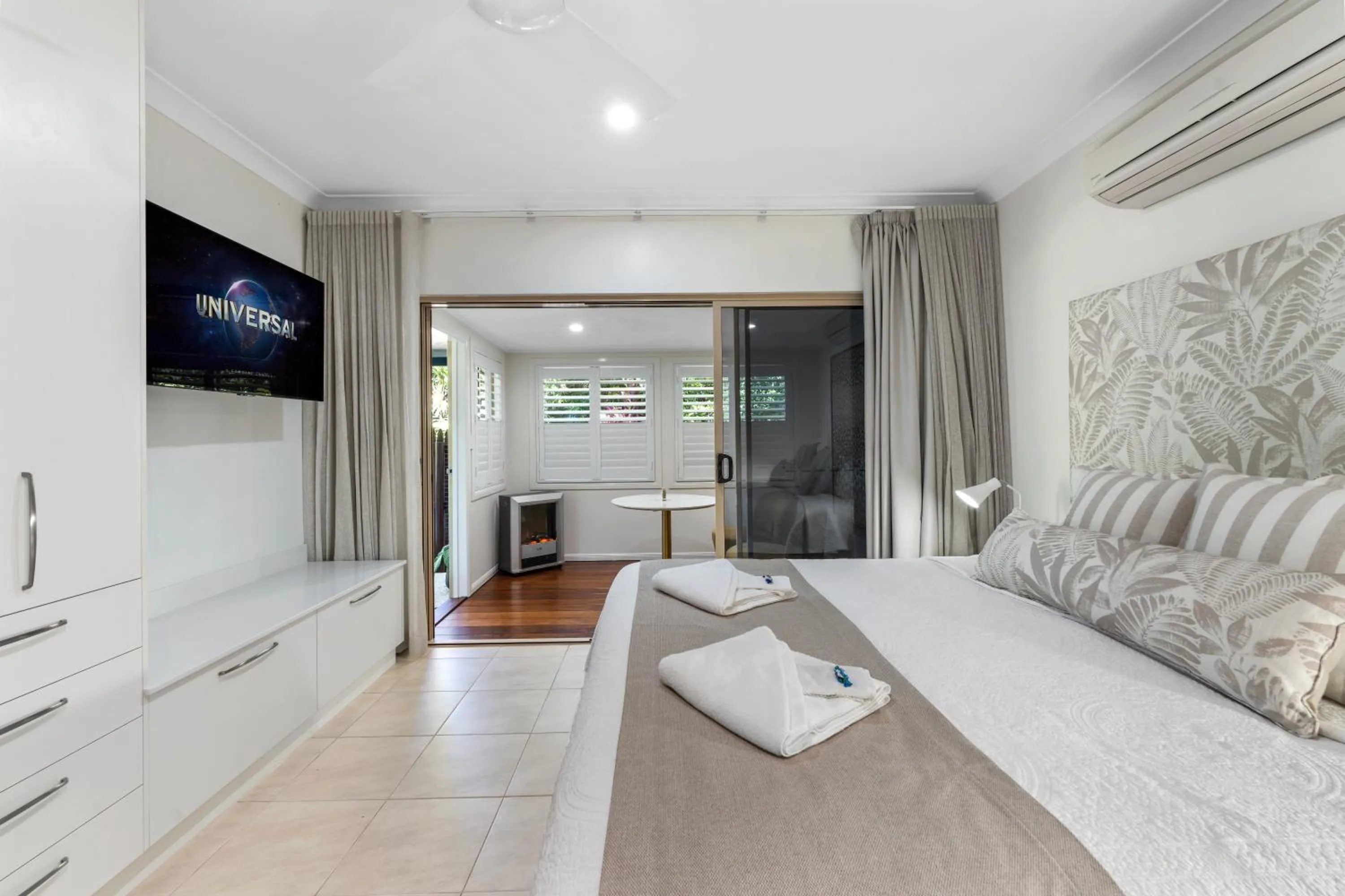 TV and multimedia in Blue Summit Hideaway