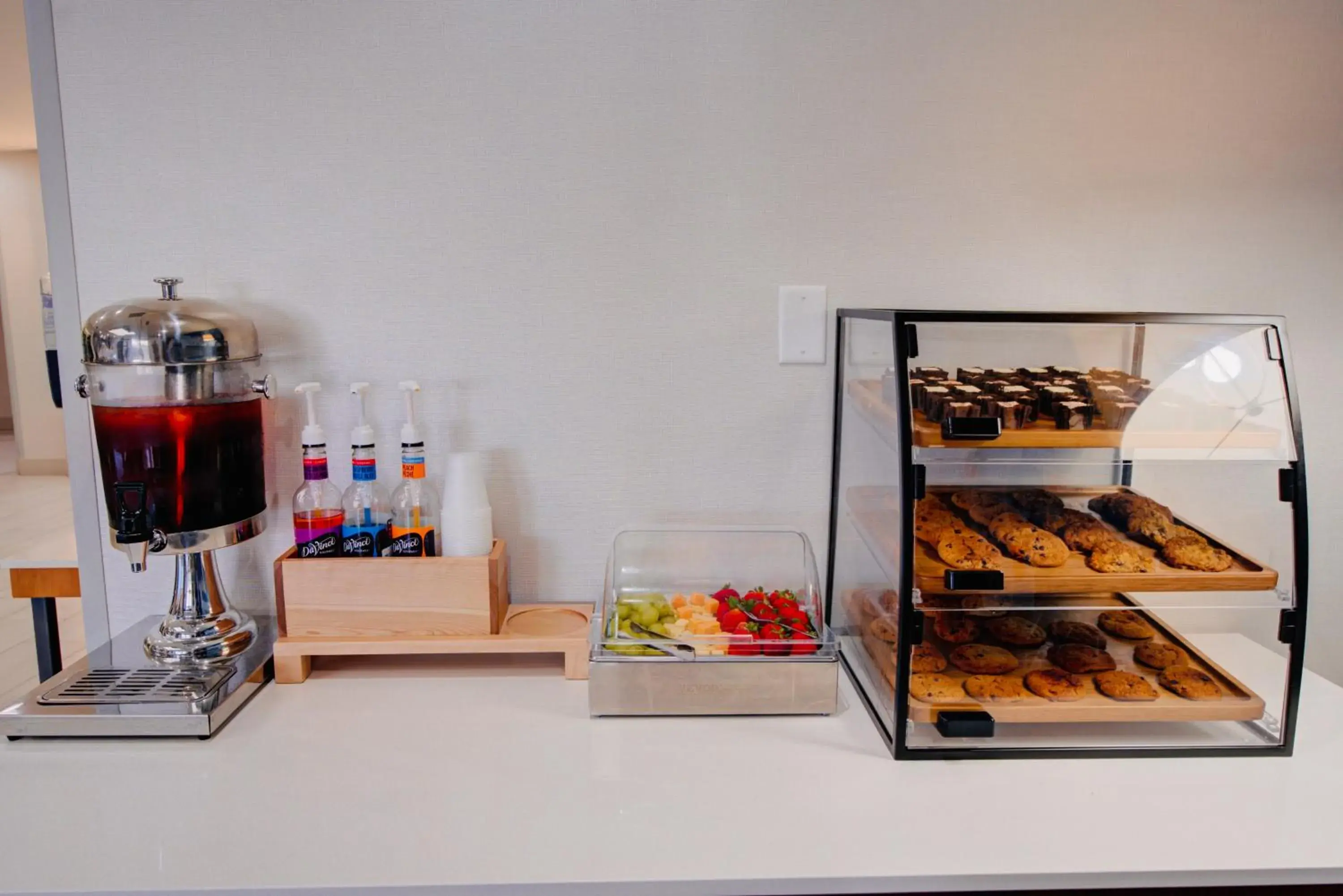 Property building in Holiday Inn Express Hotel & Suites Chester by IHG Property building in Holiday Inn Express Hotel & Suites Chester by IHG