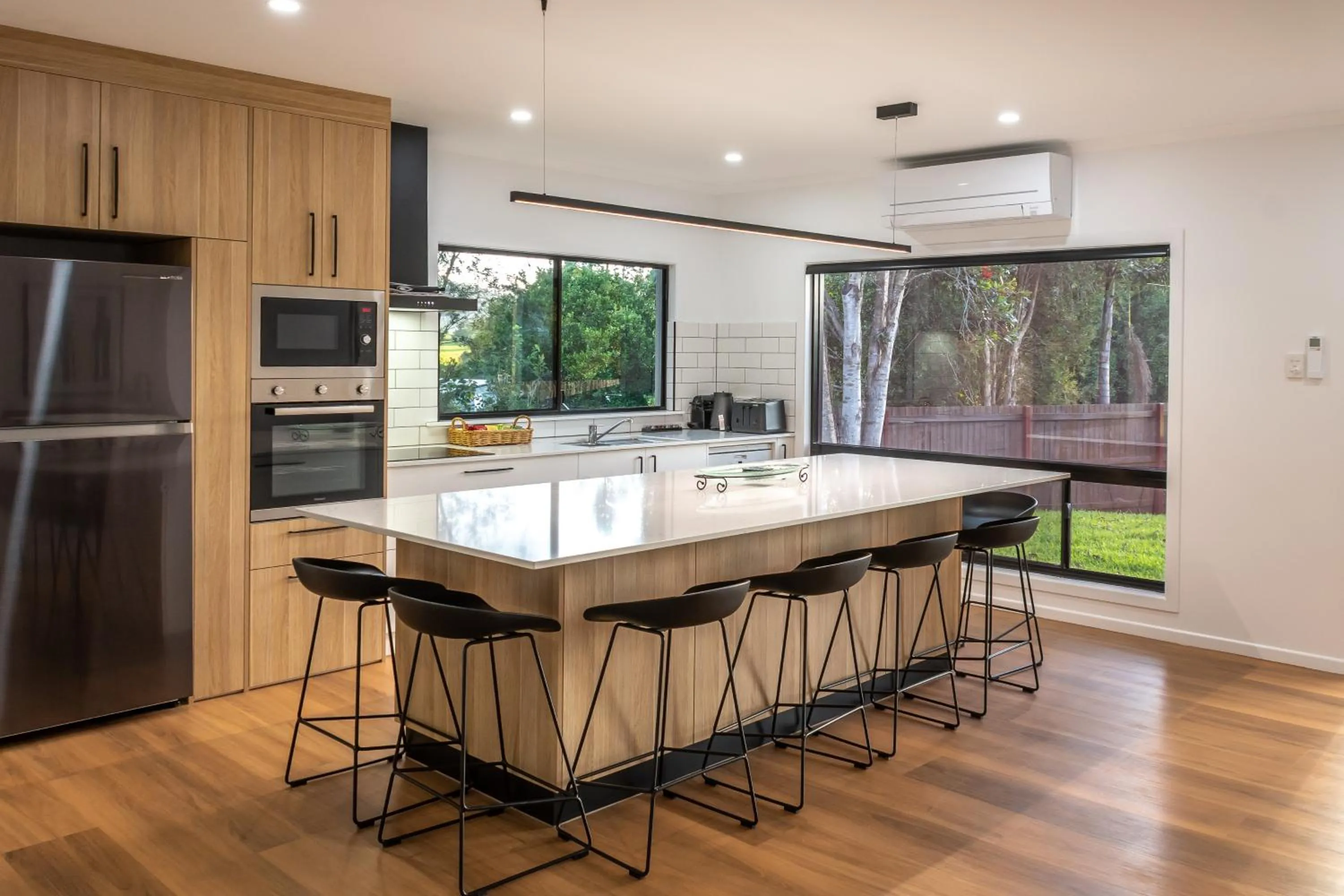Kitchen or kitchenette in Birds 'n' Bloom Cottages
