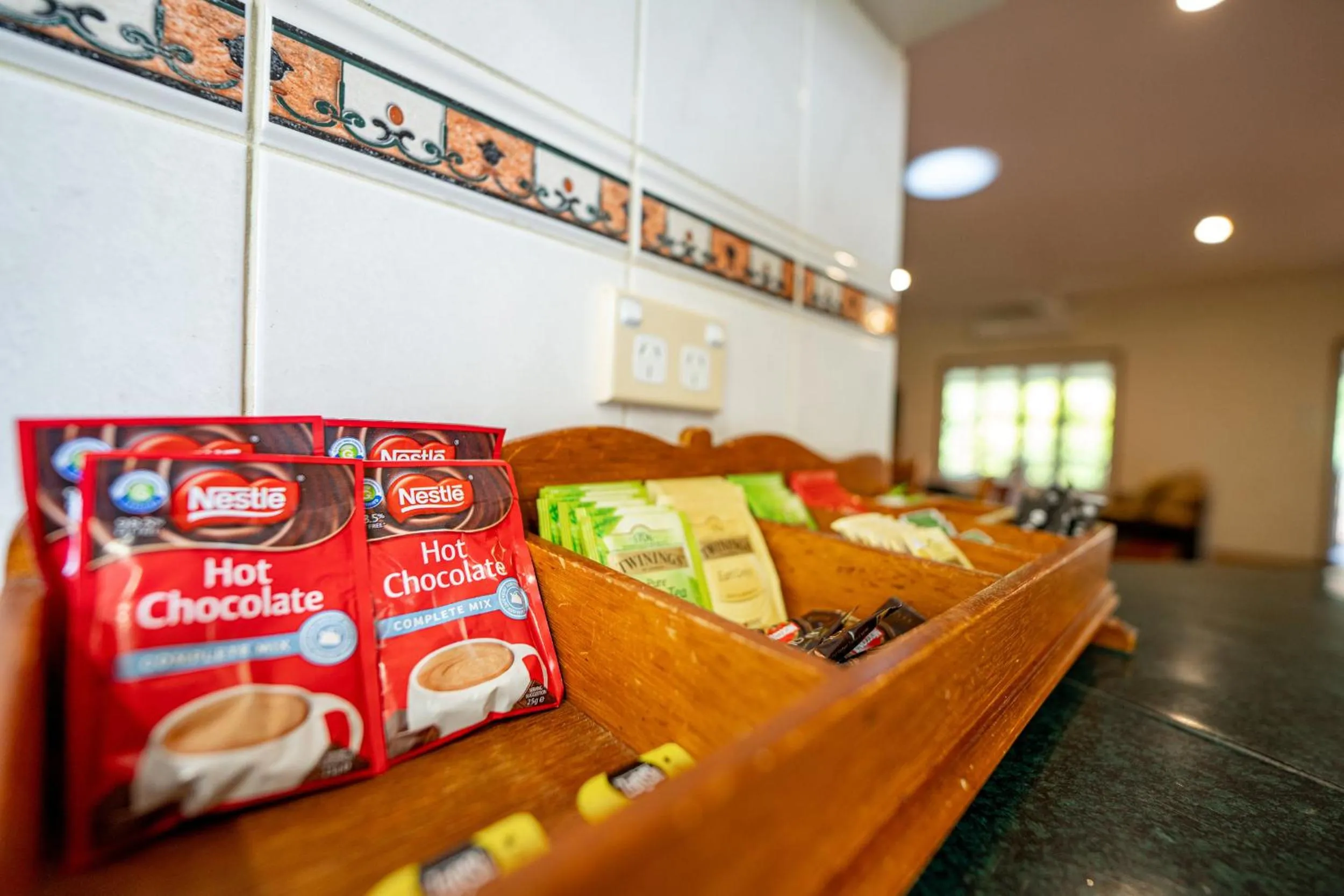 Coffee/tea facilities in Birds 'n' Bloom Cottages