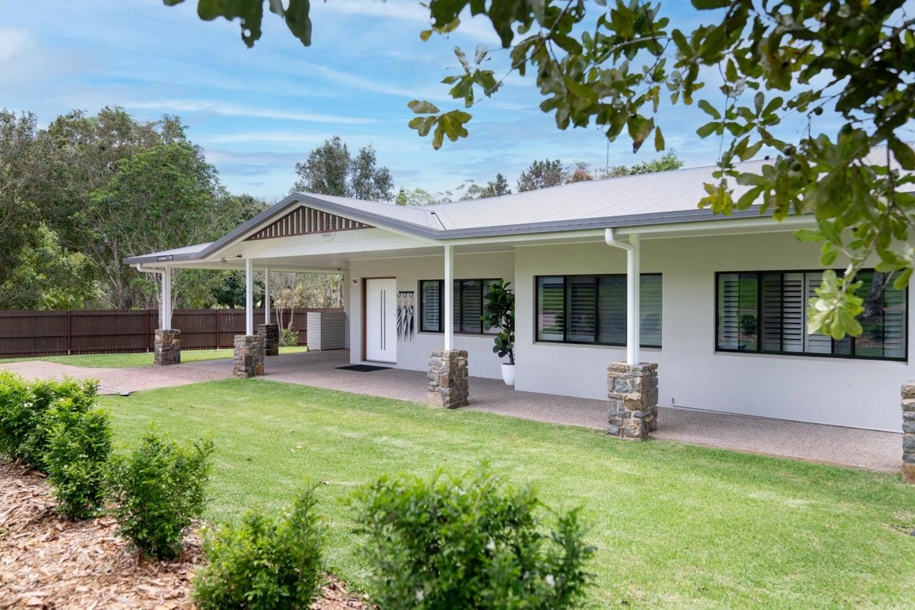 Property building in Birds 'n' Bloom Cottages