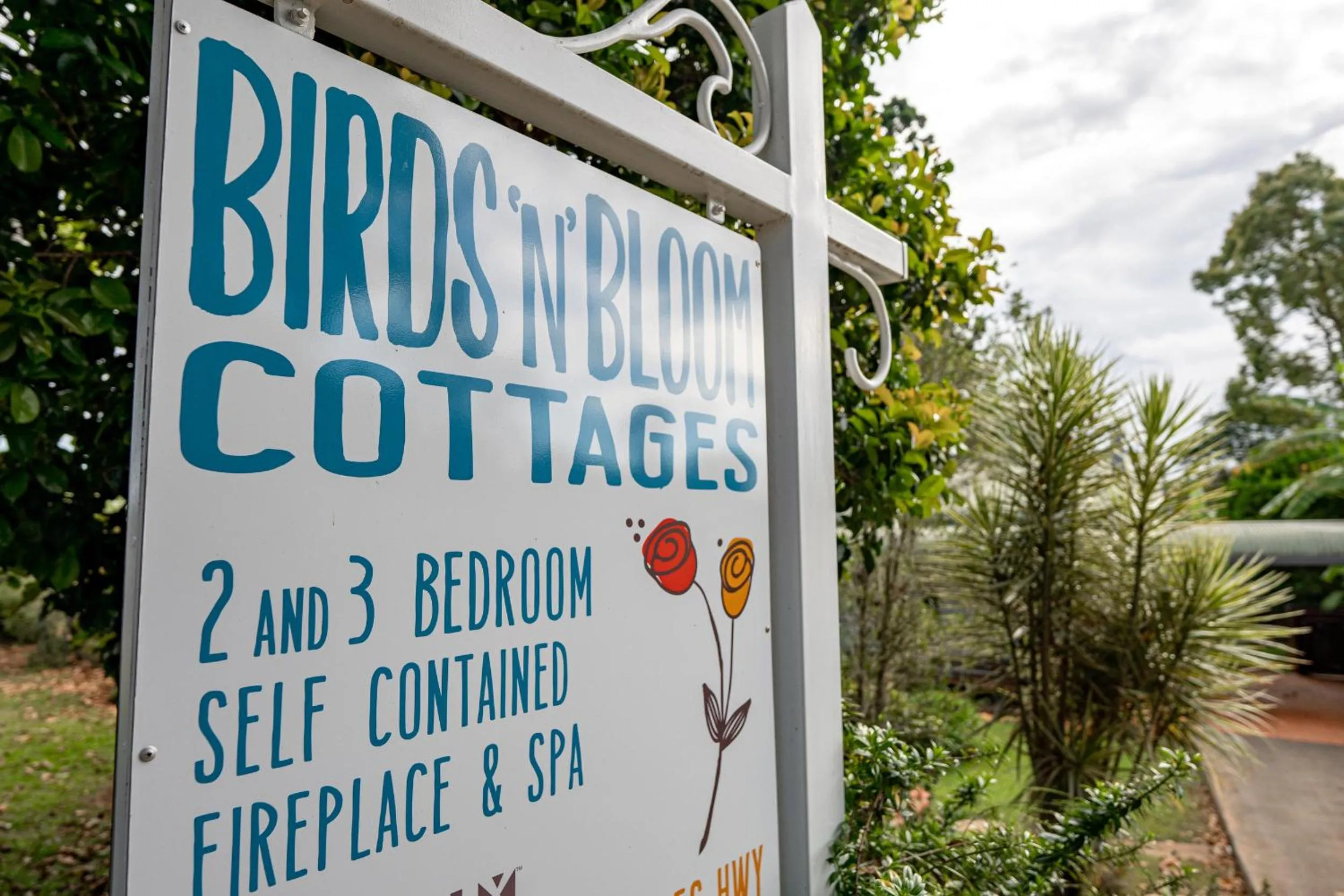 Property logo or sign in Birds 'n' Bloom Cottages