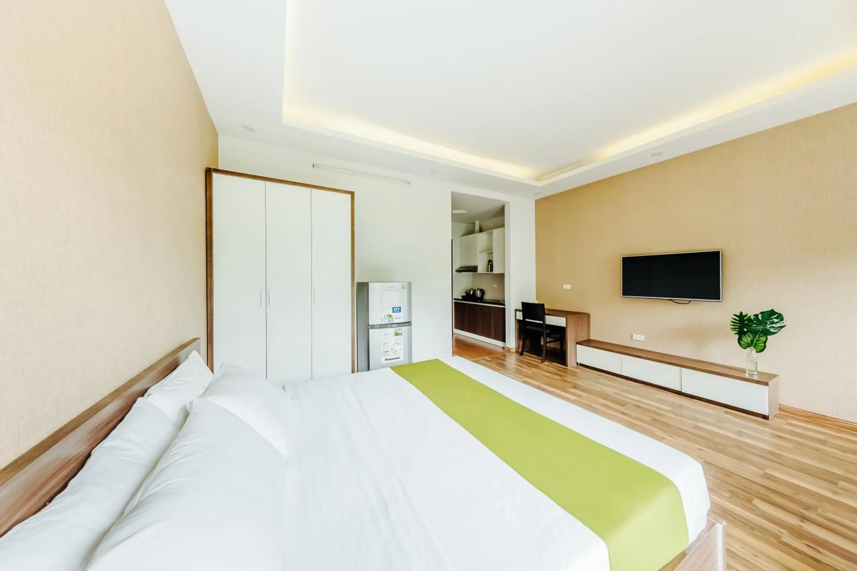 Kitchen or kitchenette, Bed in Hana 1 Apartment & Hotel Bac Ninh Kitchen or kitchenette, Bed in Hana 1 Apartment & Hotel Bac Ninh