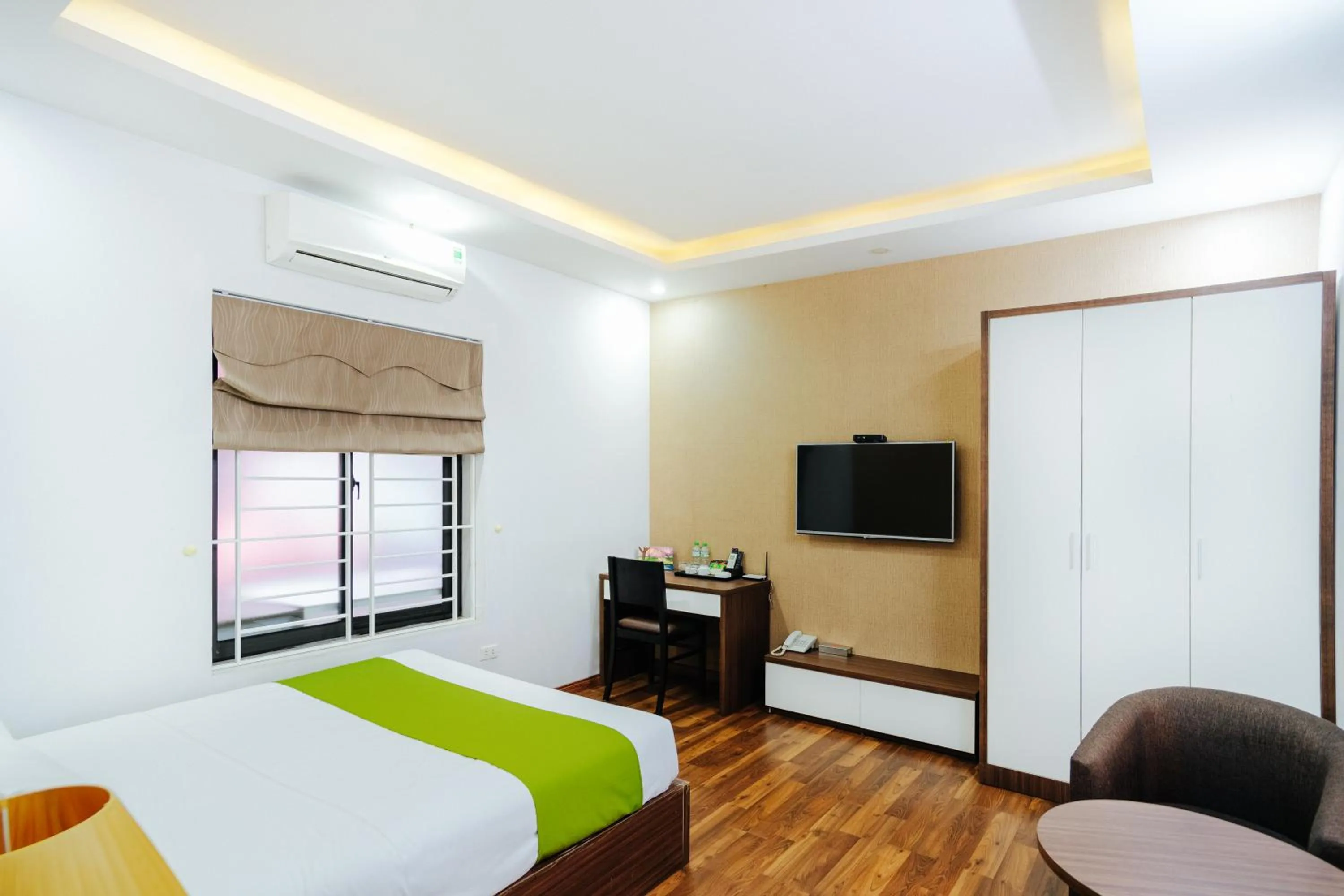Communal lounge/ TV room, Bed in Hana 1 Apartment & Hotel Bac Ninh