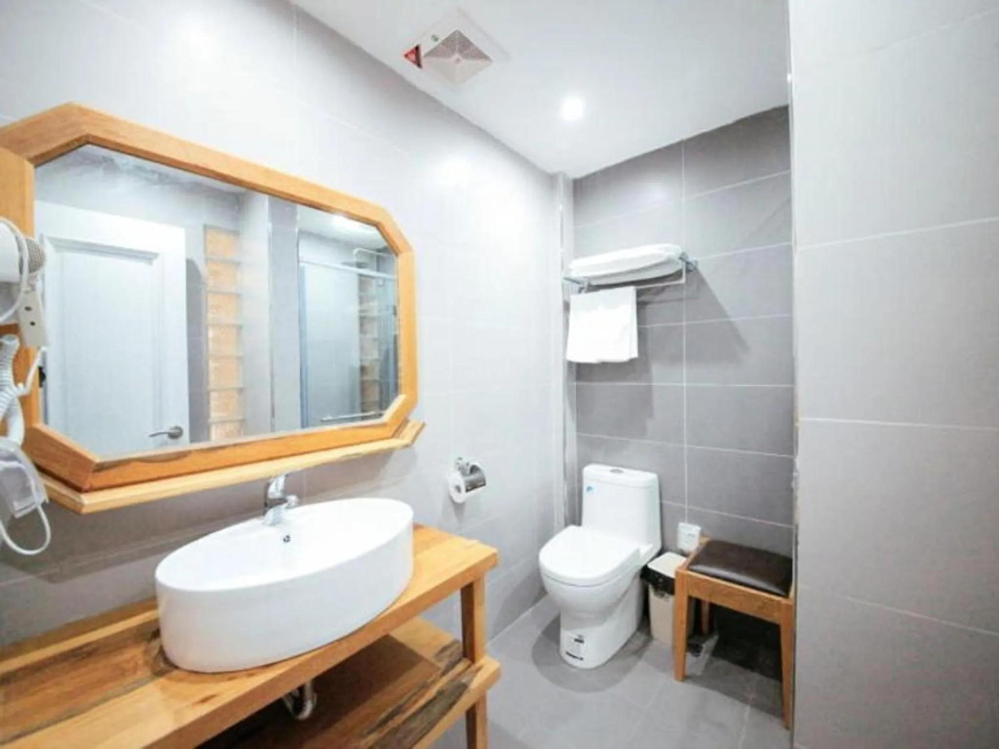 Hot Tub in Two Elms Hotel (Nanjing Confucius Temple Laomen East Branch)