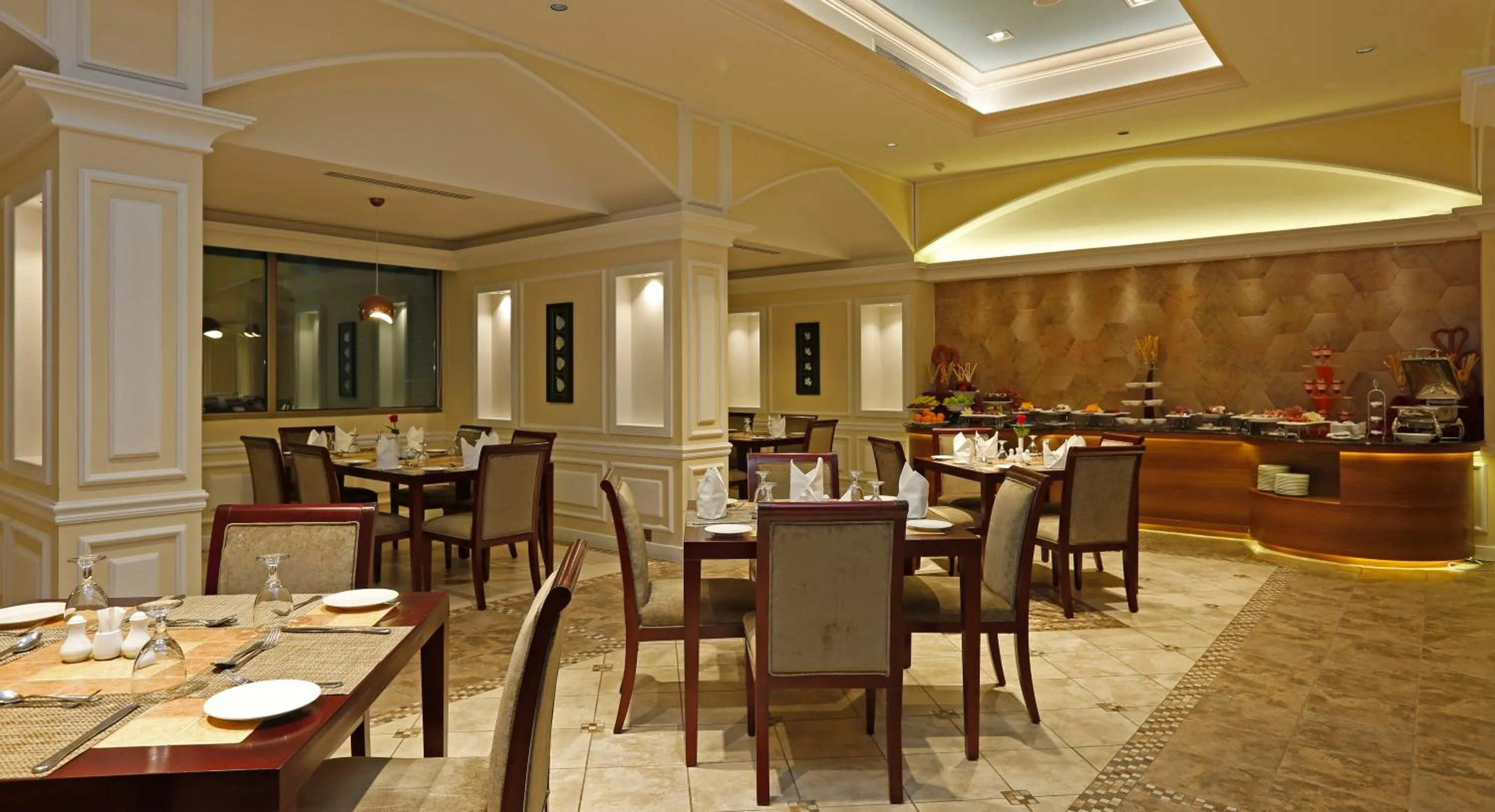 Restaurant/places to eat in Ramada Riyadh Hotel