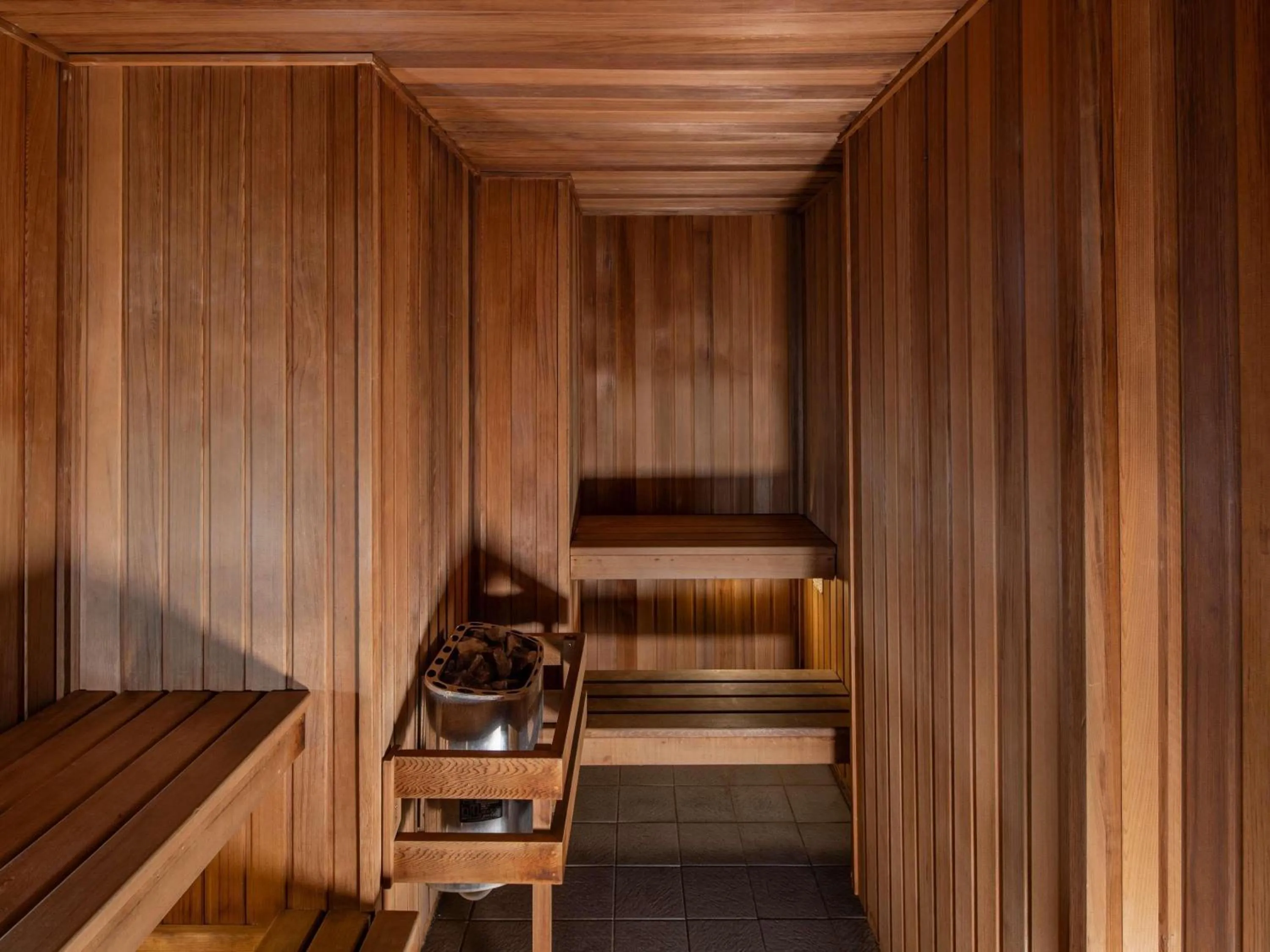 Property building in The Sydney Boulevard Hotel