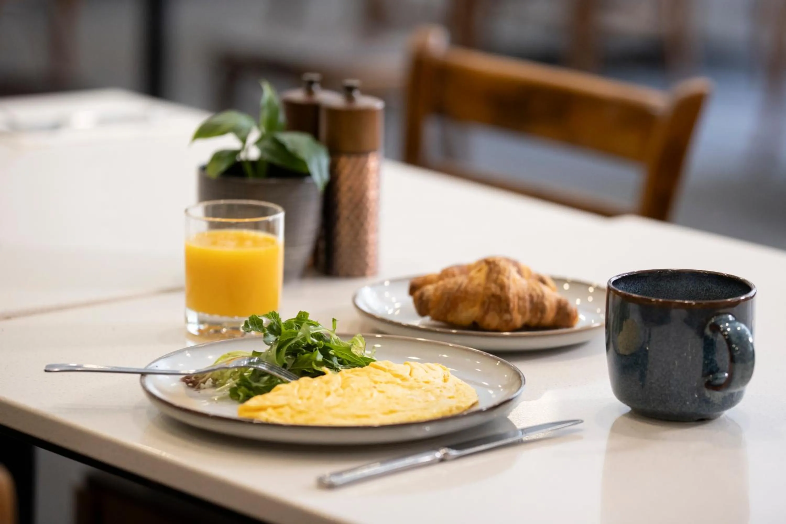 Restaurant/places to eat in The Sydney Boulevard Hotel