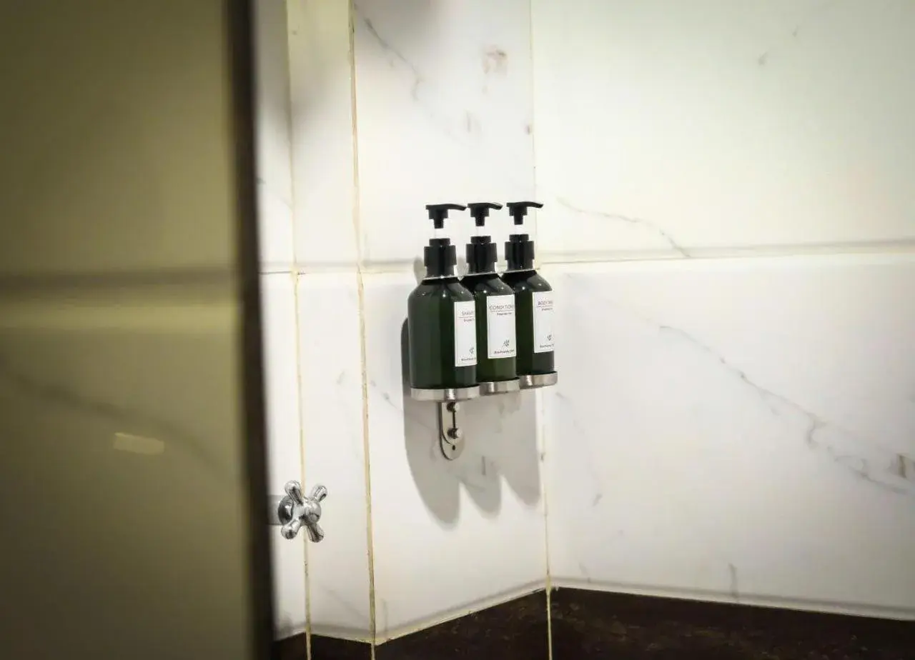 Deluxe Family Room in Empress Angkor Resort & Spa Deluxe Family Room in Empress Angkor Resort & Spa