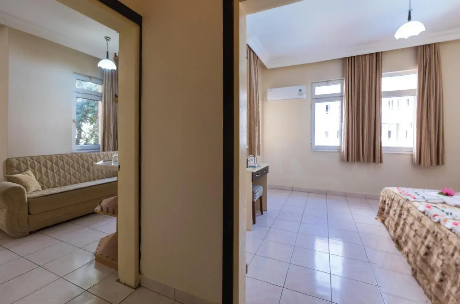 Bedroom, Bed in Helios Hotel Bedroom, Bed in Helios Hotel