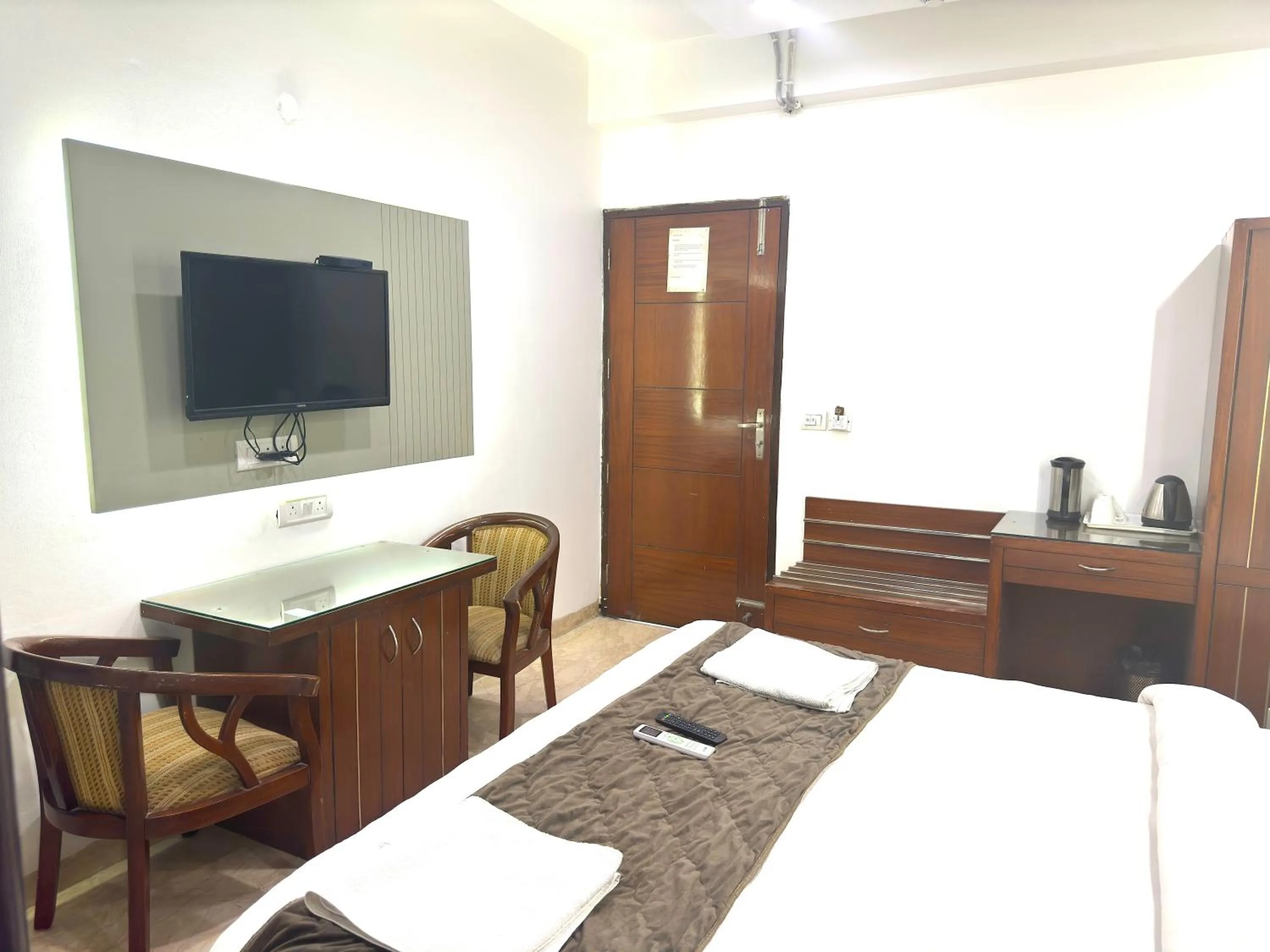 View (from property/room), Bed in Hotel The Daanish Residency - Karol Bagh
