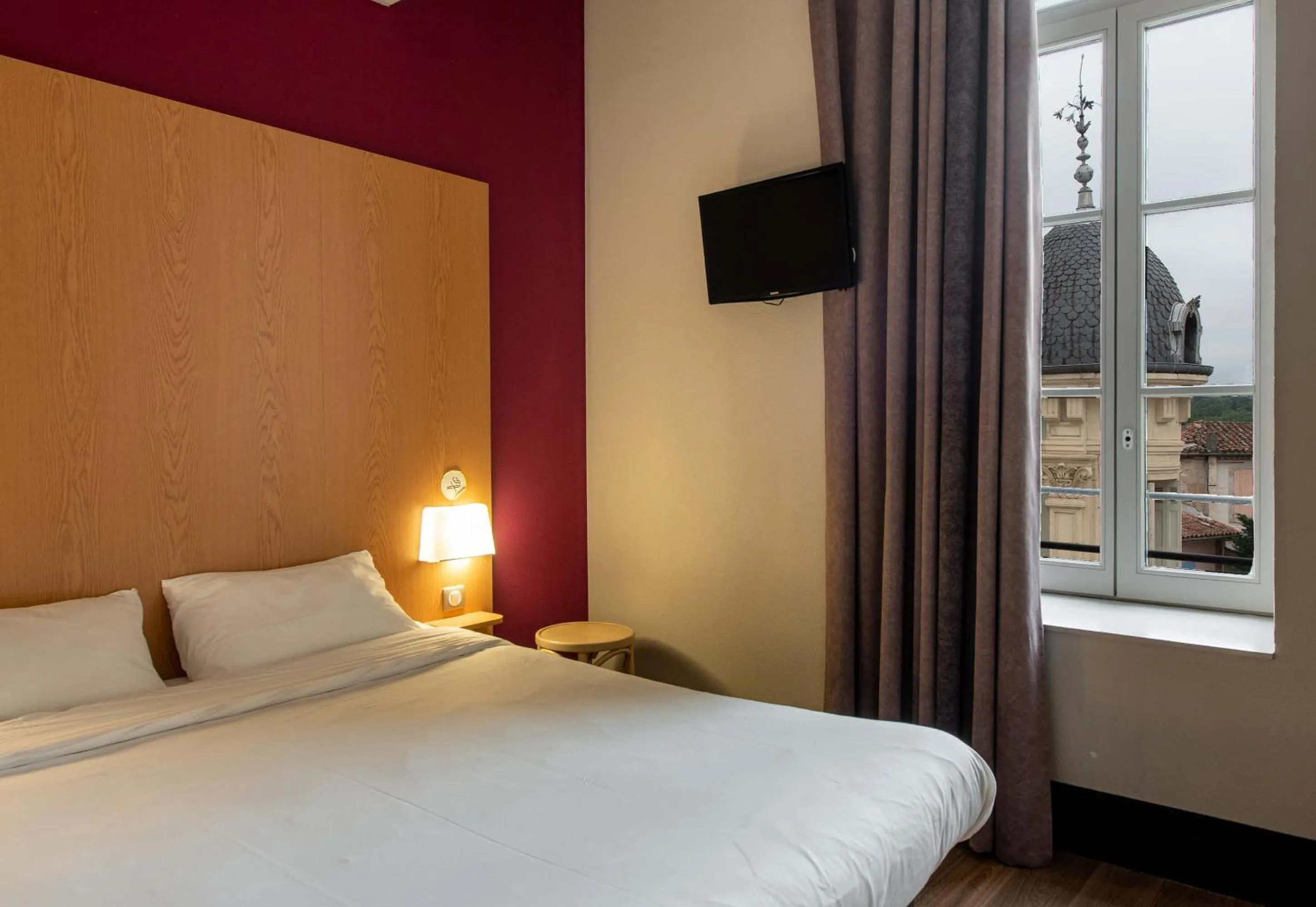 Bedroom, Bed in B&B HOTEL Castres Centre Gambetta