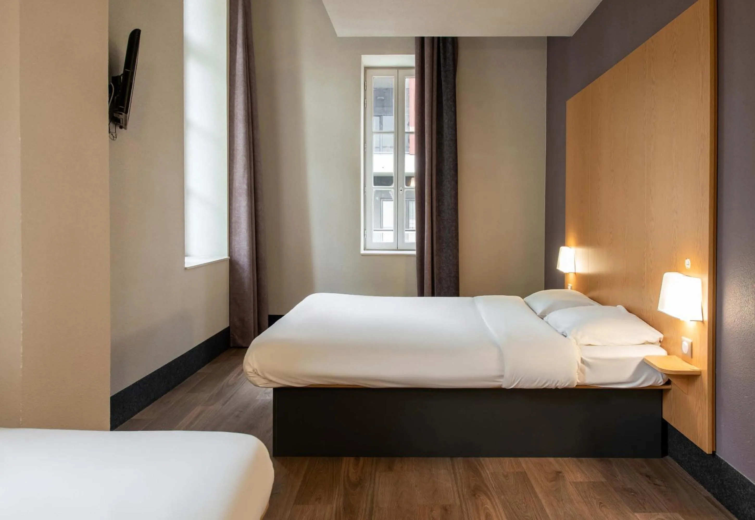 Bedroom, Bed in B&B HOTEL Castres Centre Gambetta