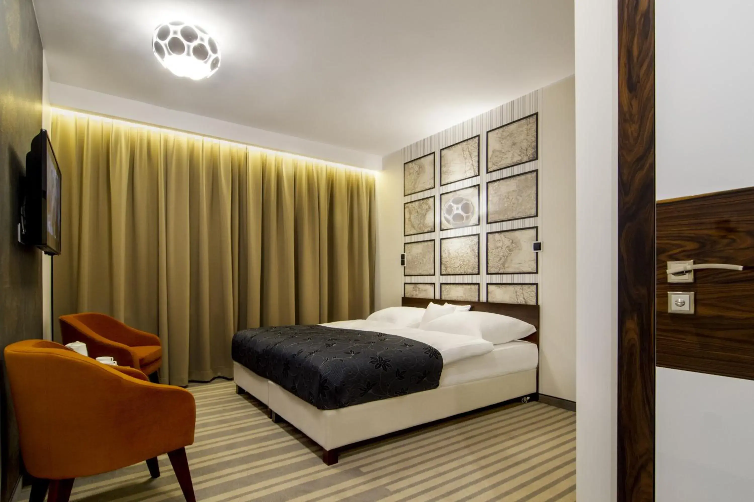 Small Single Room in Hotel Pory Roku Small Single Room in Hotel Pory Roku