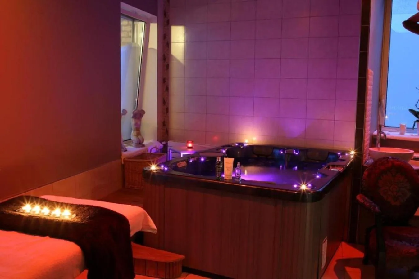 Spa and wellness centre/facilities in Frédéric Carrion - Cuisine, Hôtel & Spa