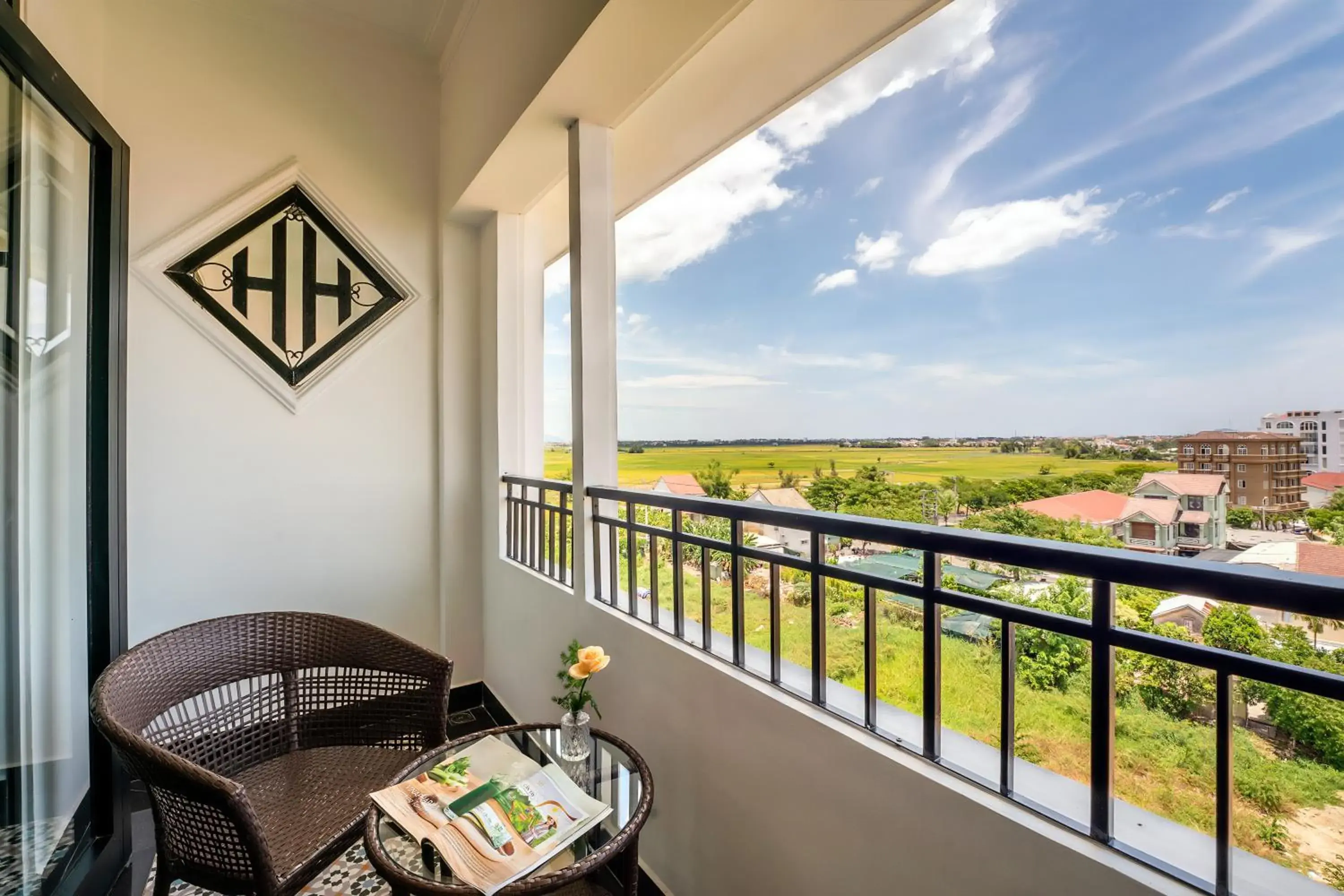 Executive Double Room with Balcony and Rice Field View in Hadana Boutique Resort Hoi An Executive Double Room with Balcony and Rice Field View in Hadana Boutique Resort Hoi An