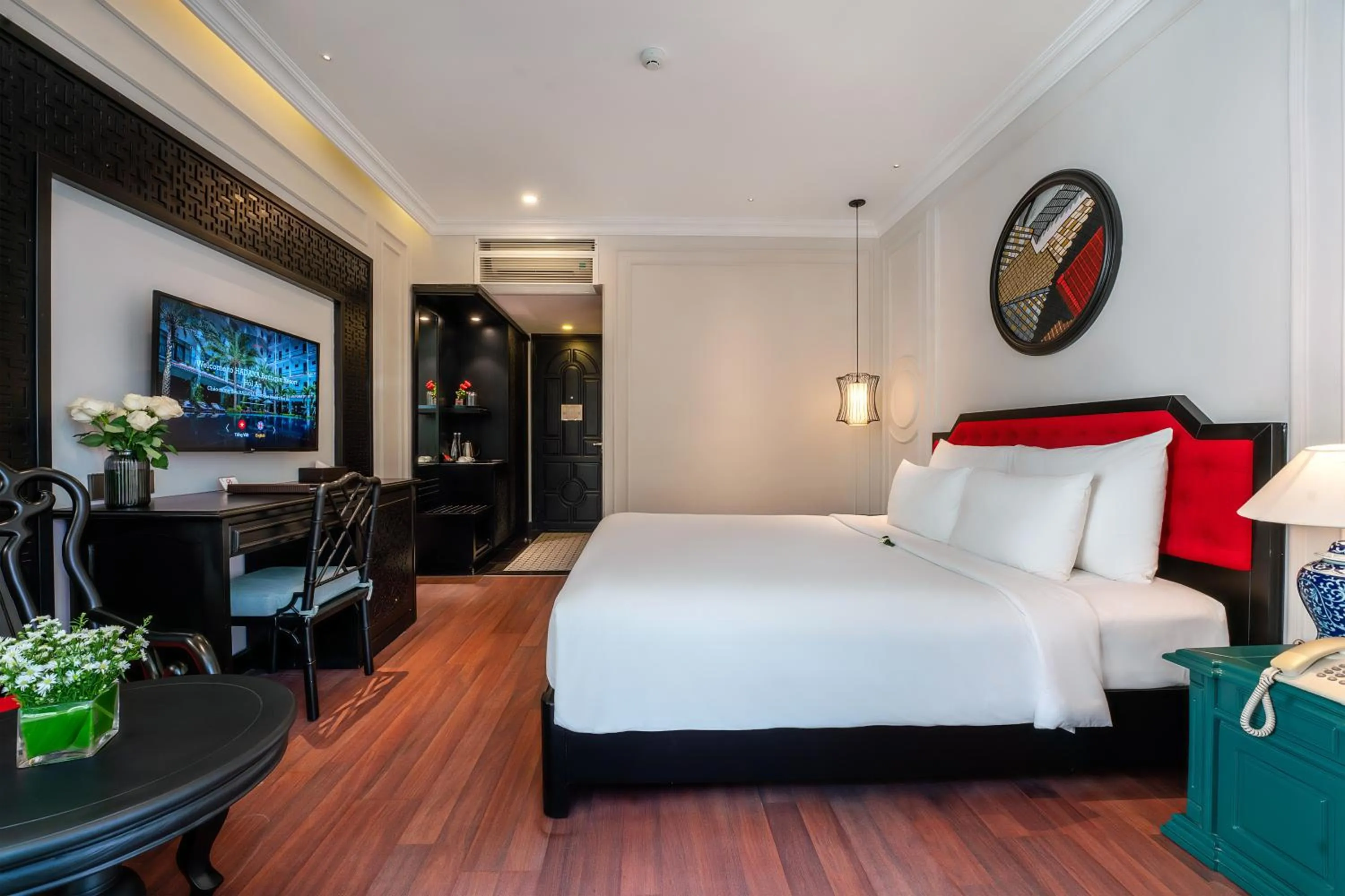 Bed in Hadana Boutique Resort Hoi An