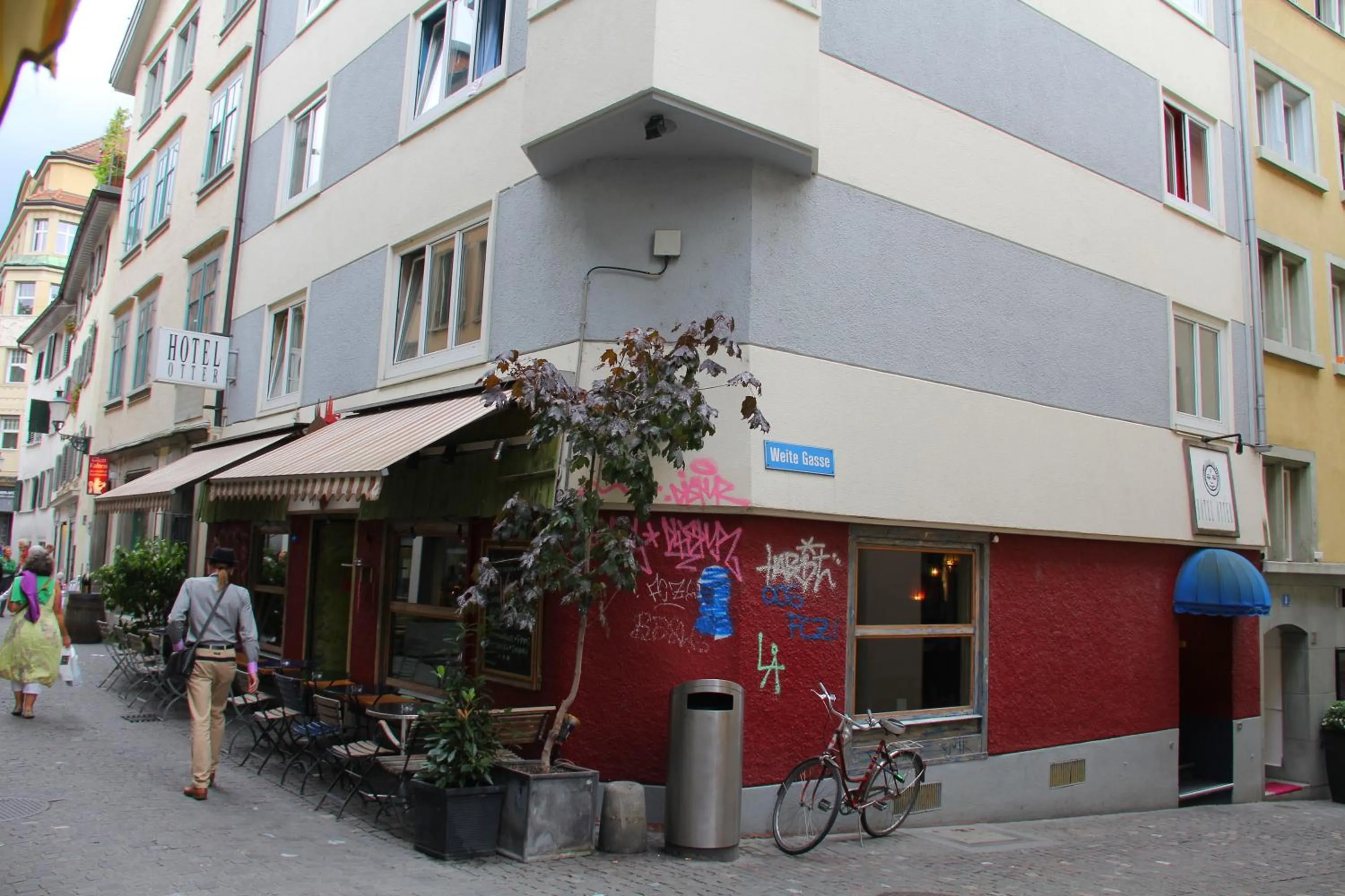 Restaurant/places to eat in Oldtown Hostel Otter