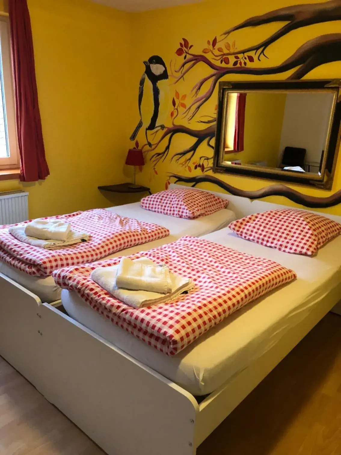 Twin Room with Bathroom in Oldtown Hostel Otter Twin Room with Bathroom in Oldtown Hostel Otter