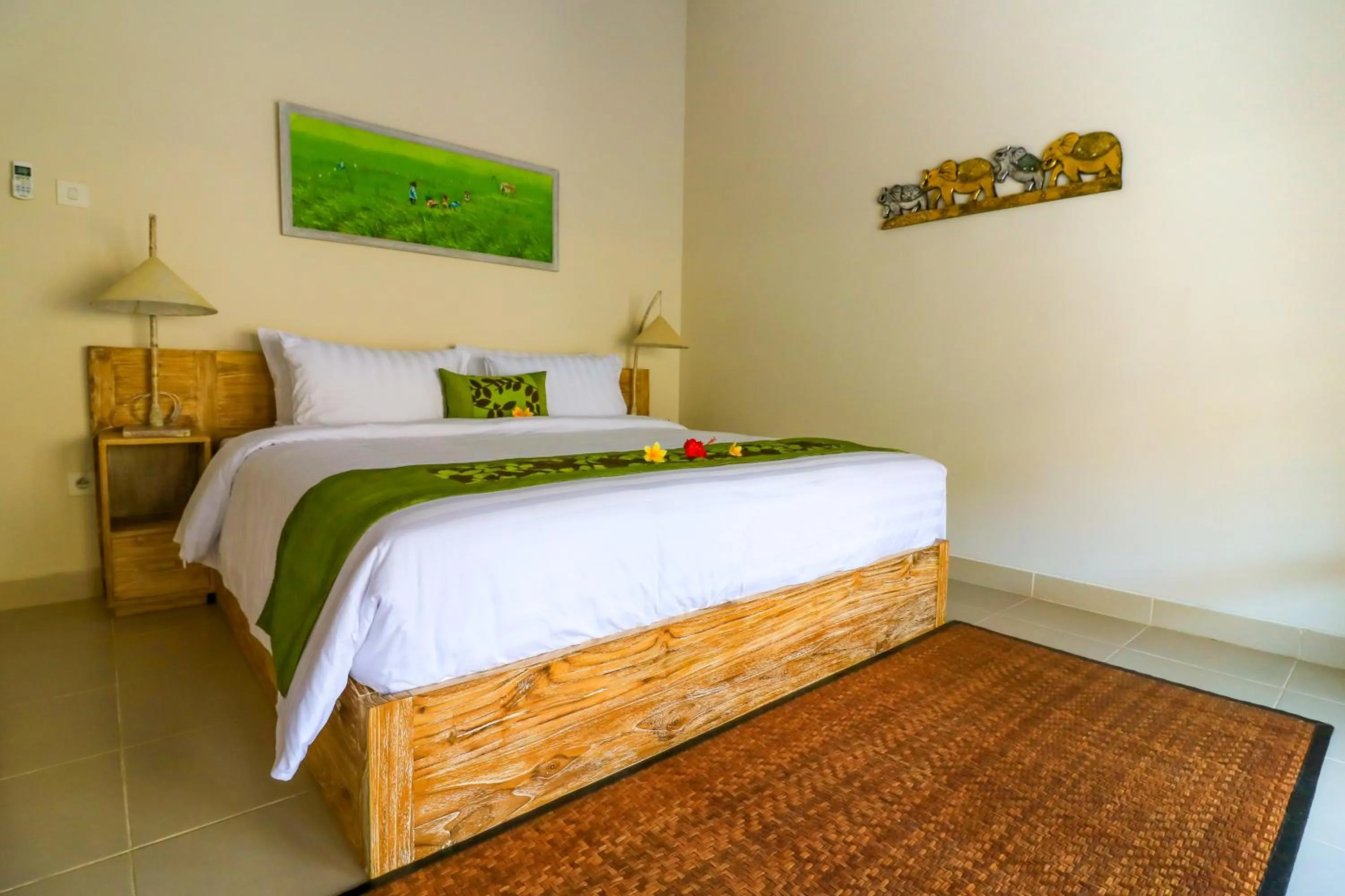 Bedroom, Bed in Taman Amertha Villas by Maha Bali