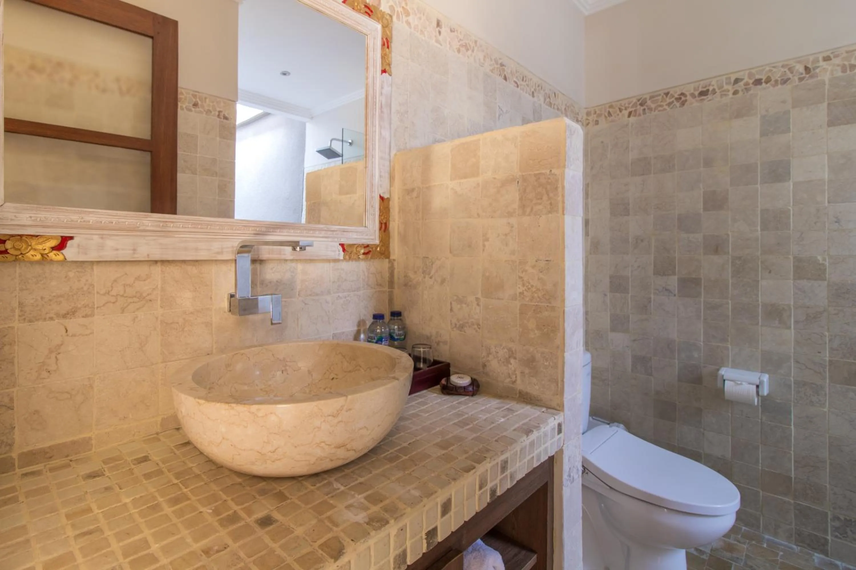 Bathroom in Taman Amertha Villas by Maha Bali